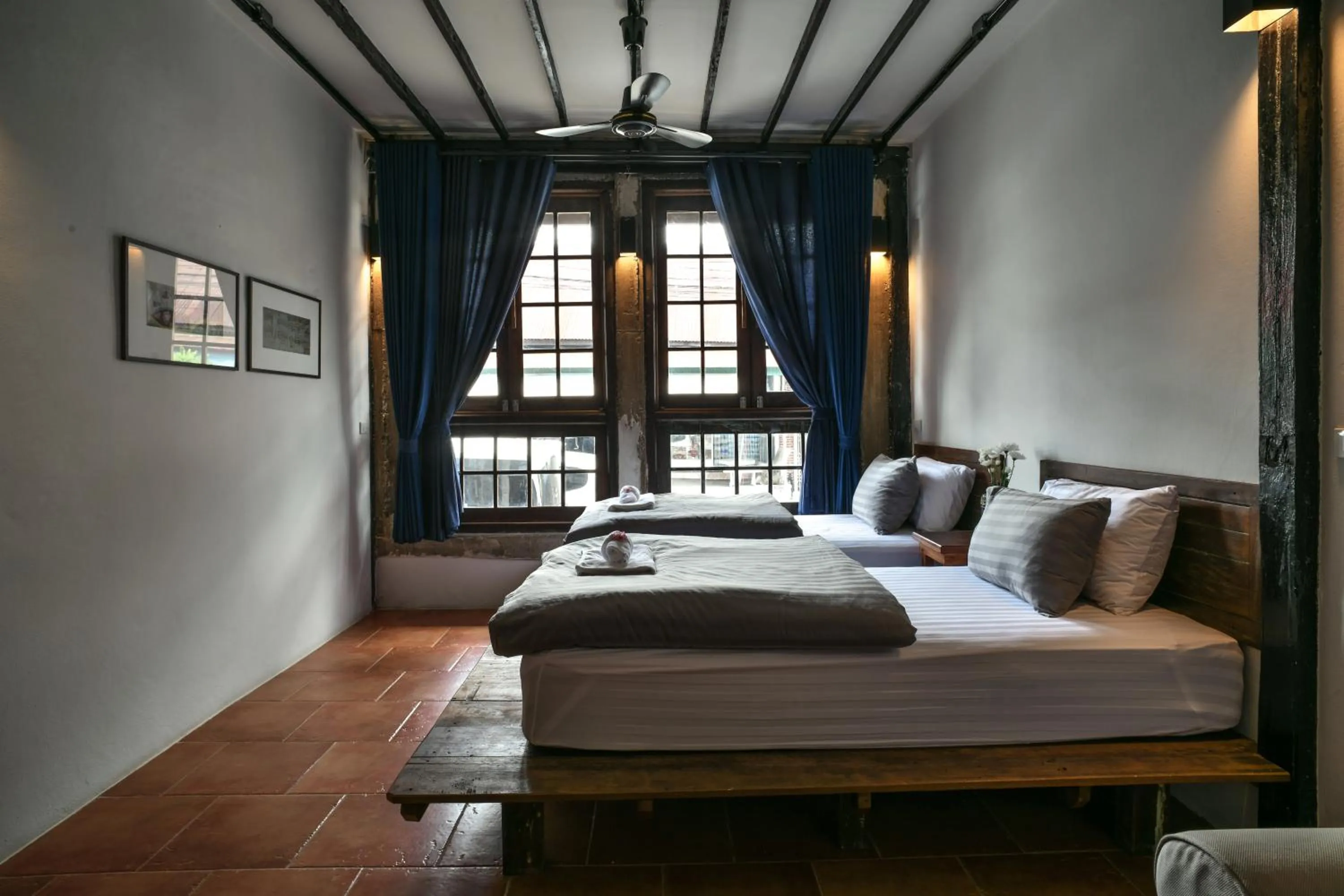 Bed in Velawarin Hotel