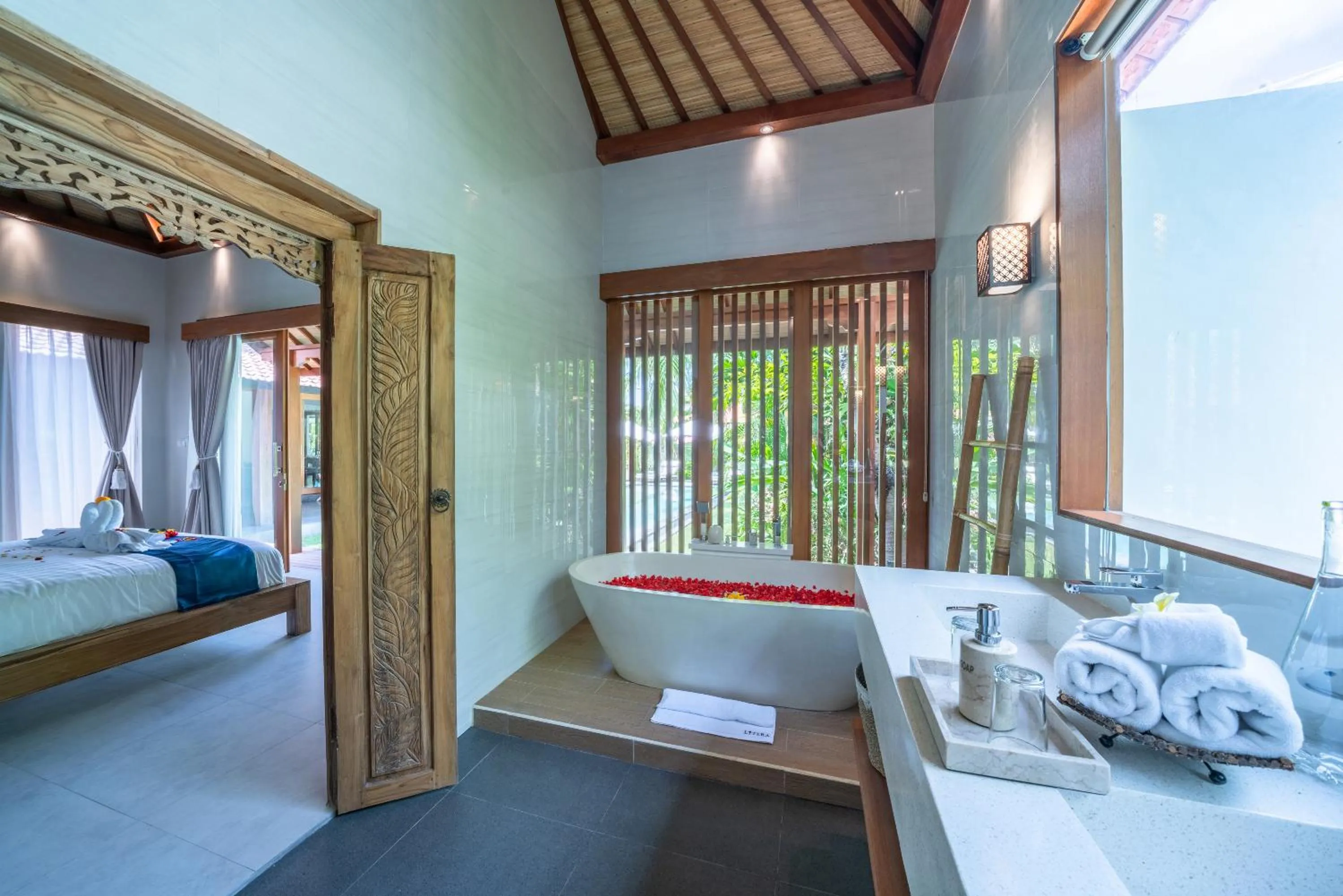 Property building, Bed in Villa Litera Canggu Bali