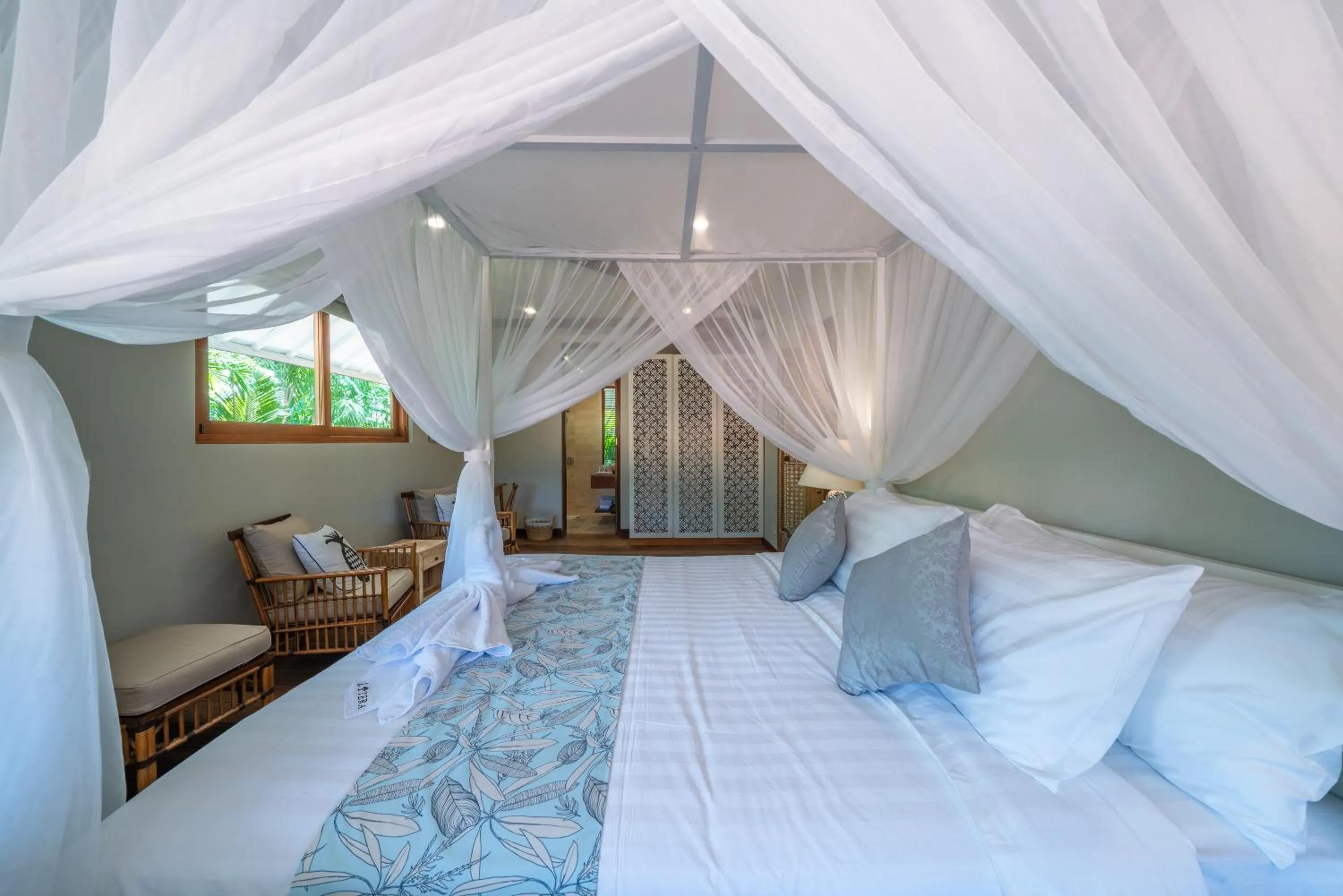 Property building, Bed in Villa Litera Canggu Bali