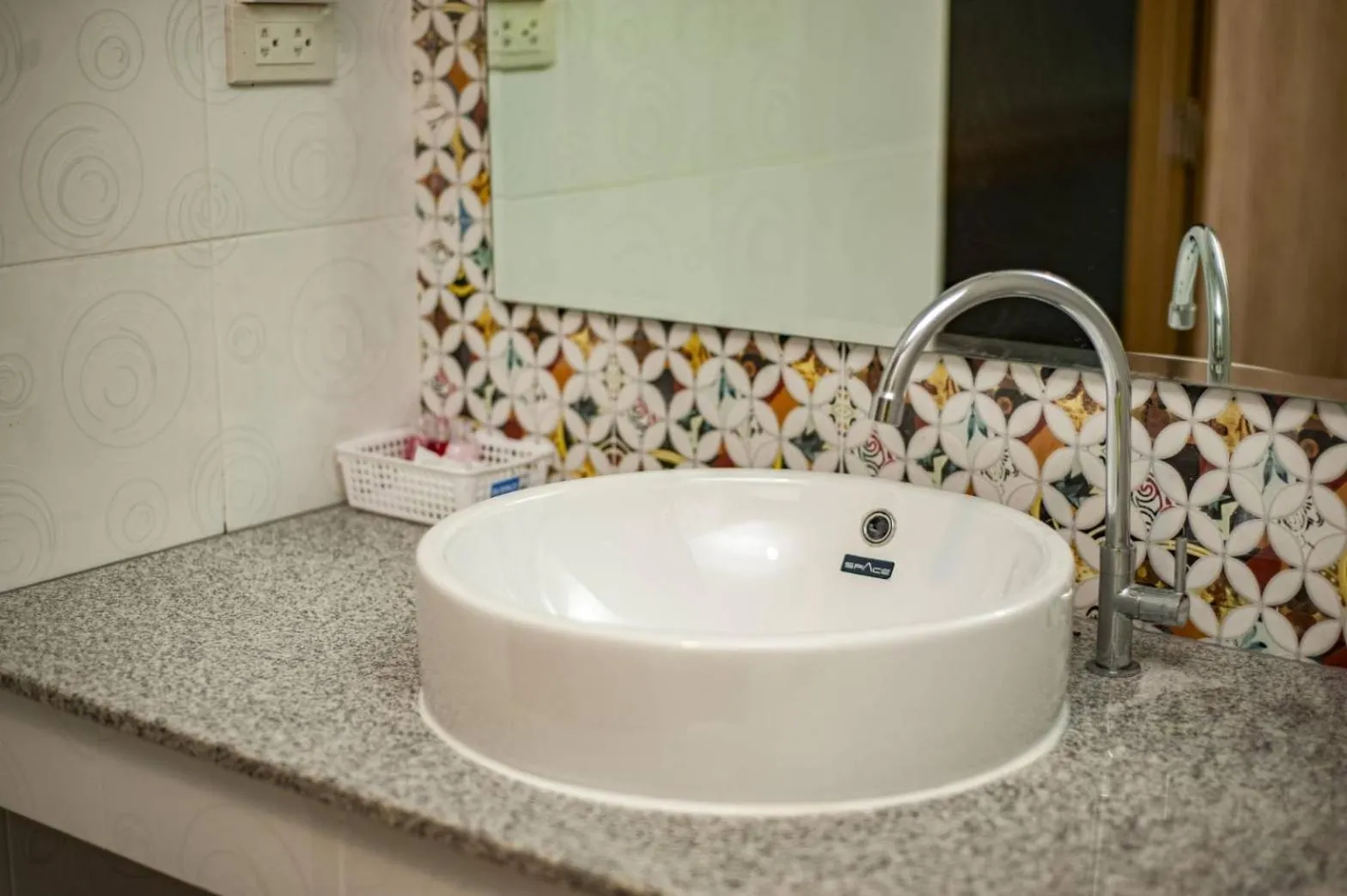 Bathroom in The charlotte smart hotel lopburi