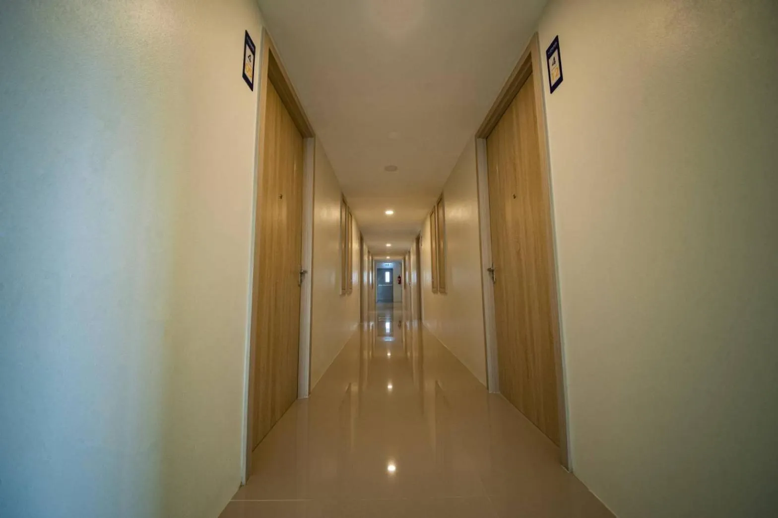 The charlotte smart hotel lopburi