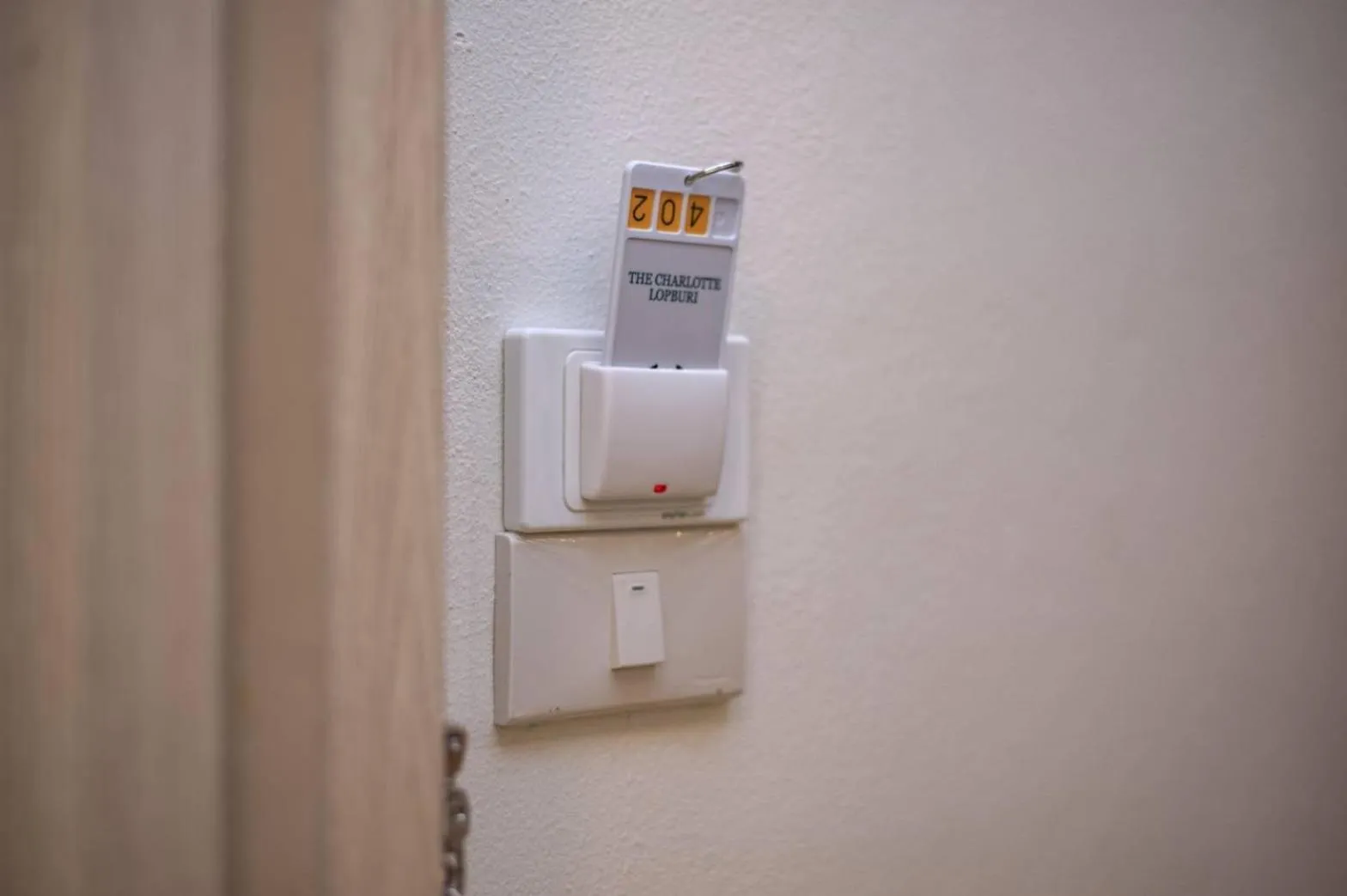 The charlotte smart hotel lopburi