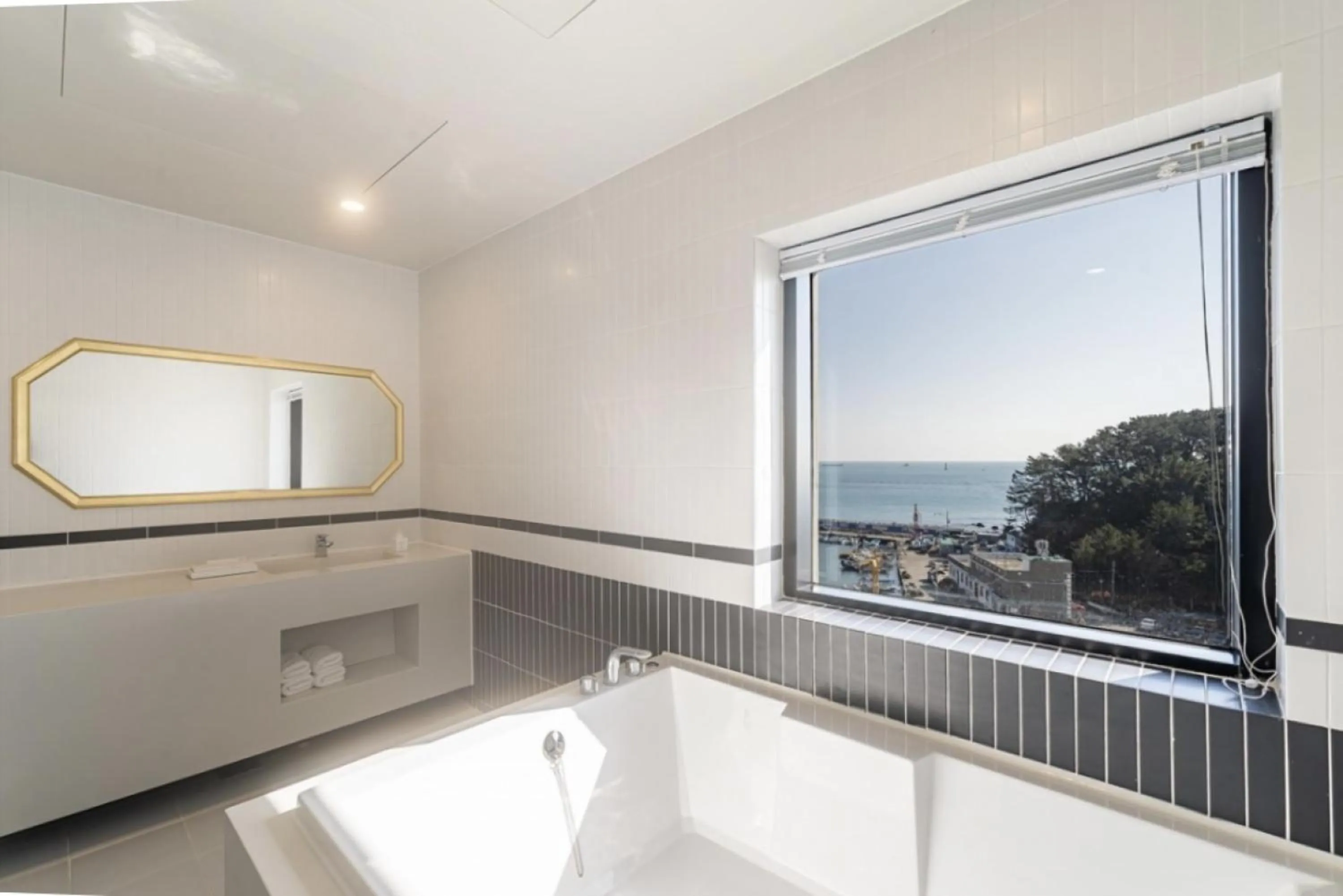 Hot Tub in H moment Hotel songjeong