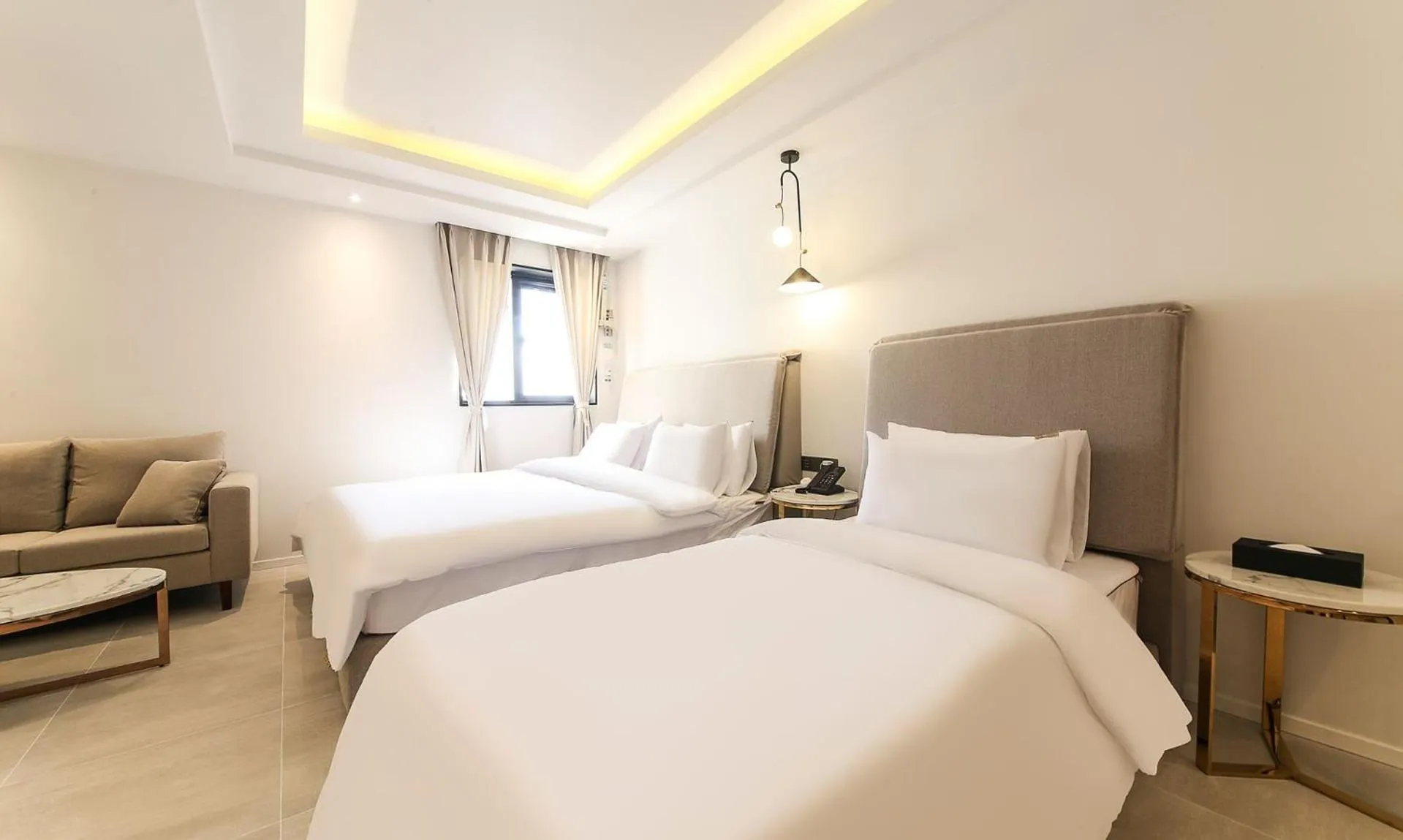 Bed in H moment Hotel songjeong