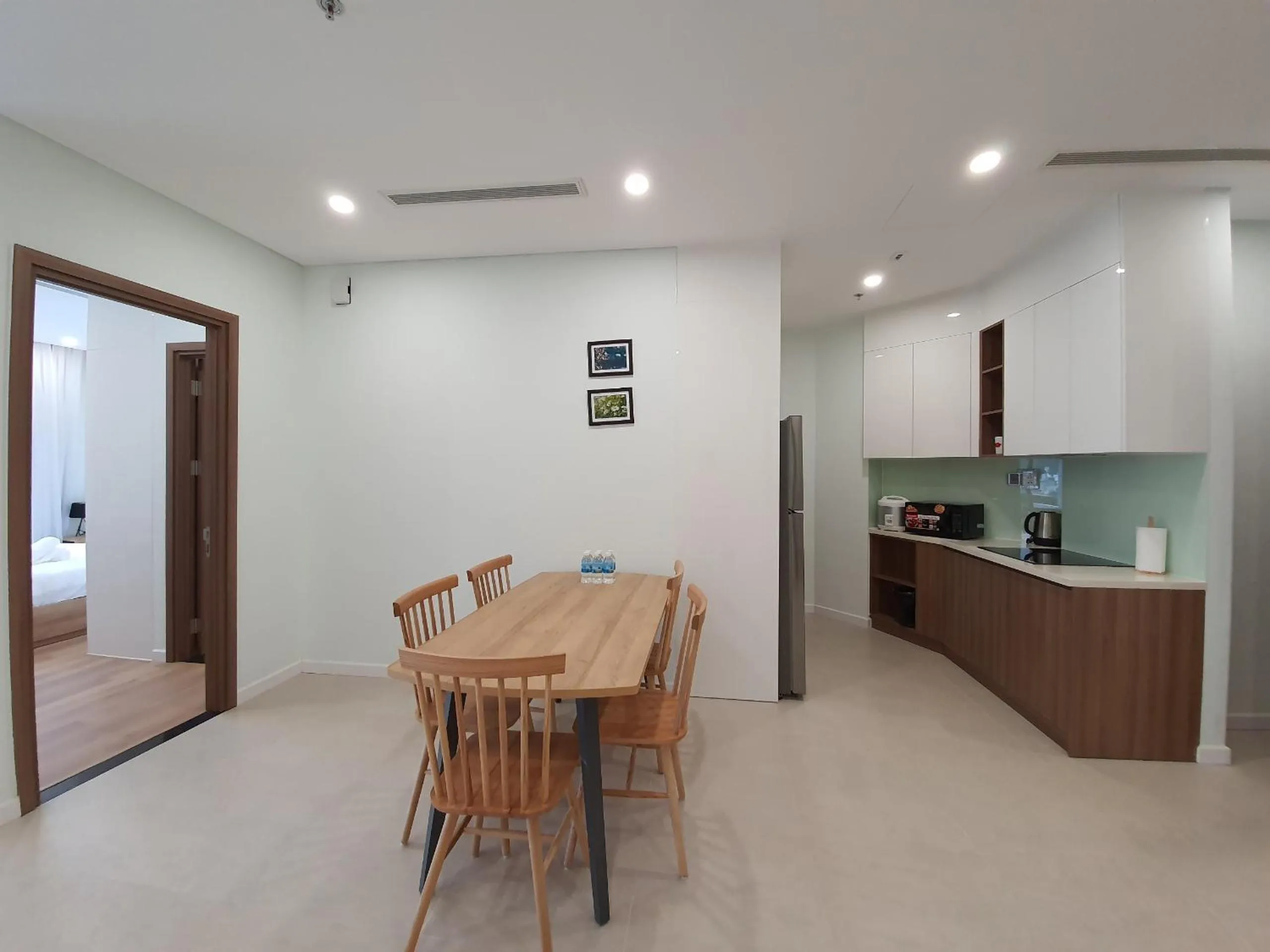 Kitchen or kitchenette in Wise Stay Scenia Bay Apartment