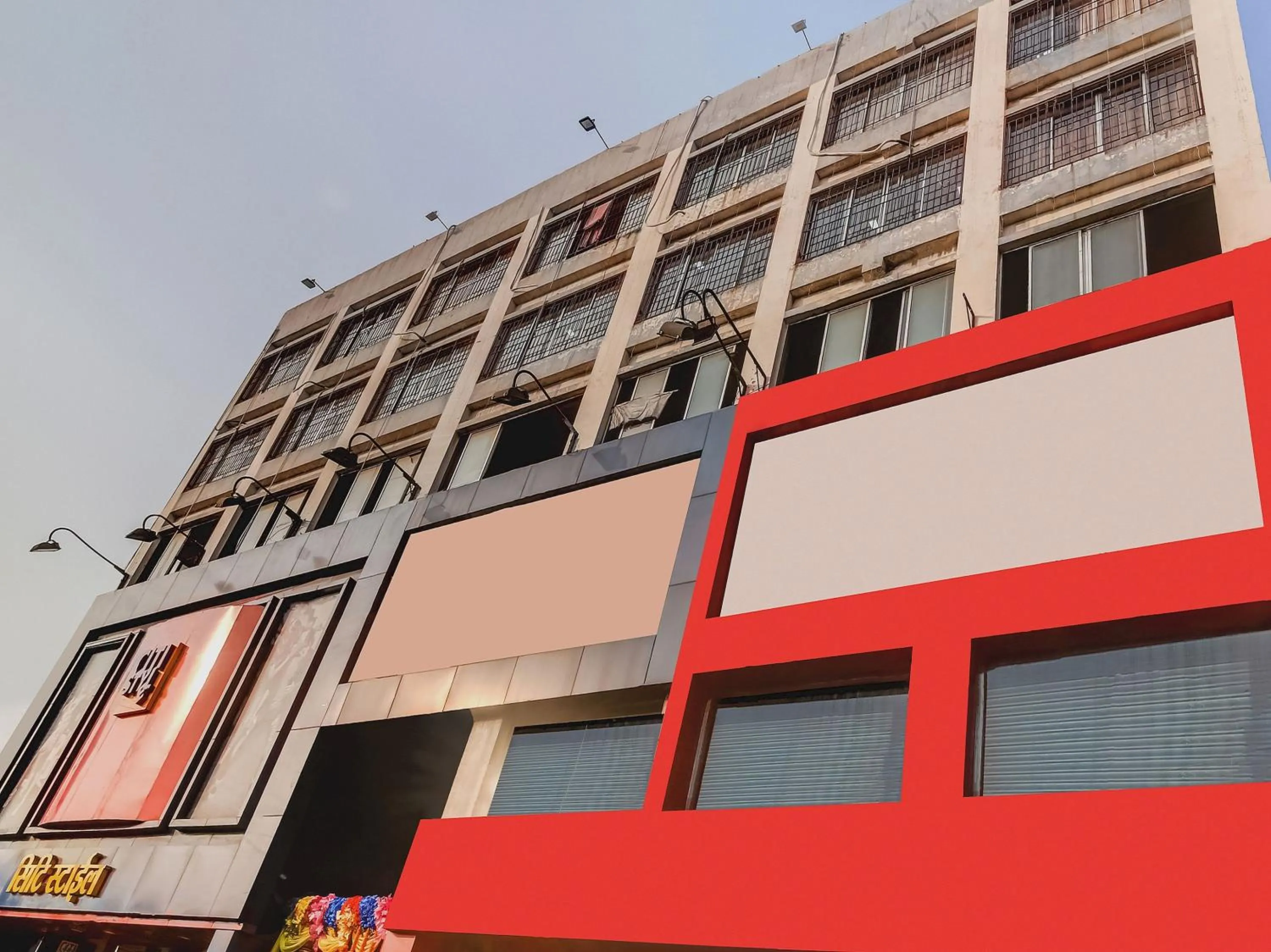 Facade/entrance in Super Capital O Divira Inn