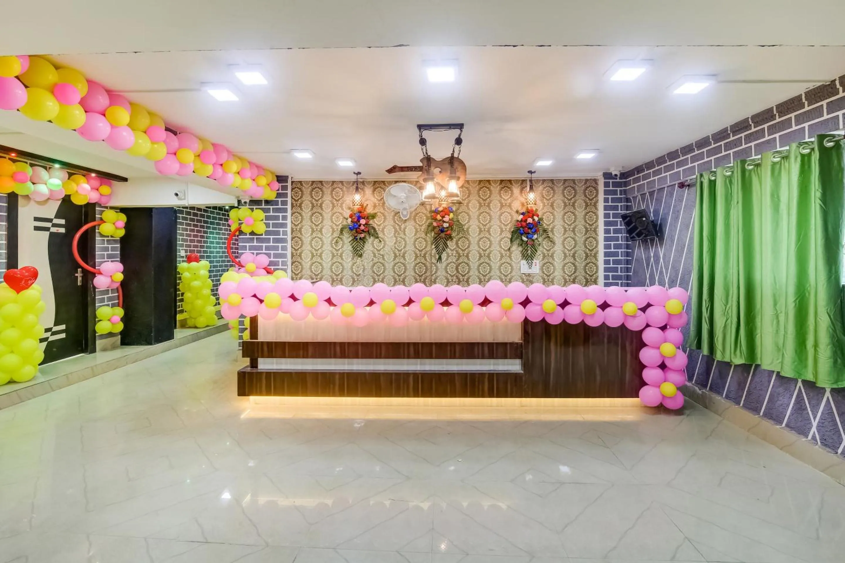 Lobby or reception in Super Capital O Divira Inn