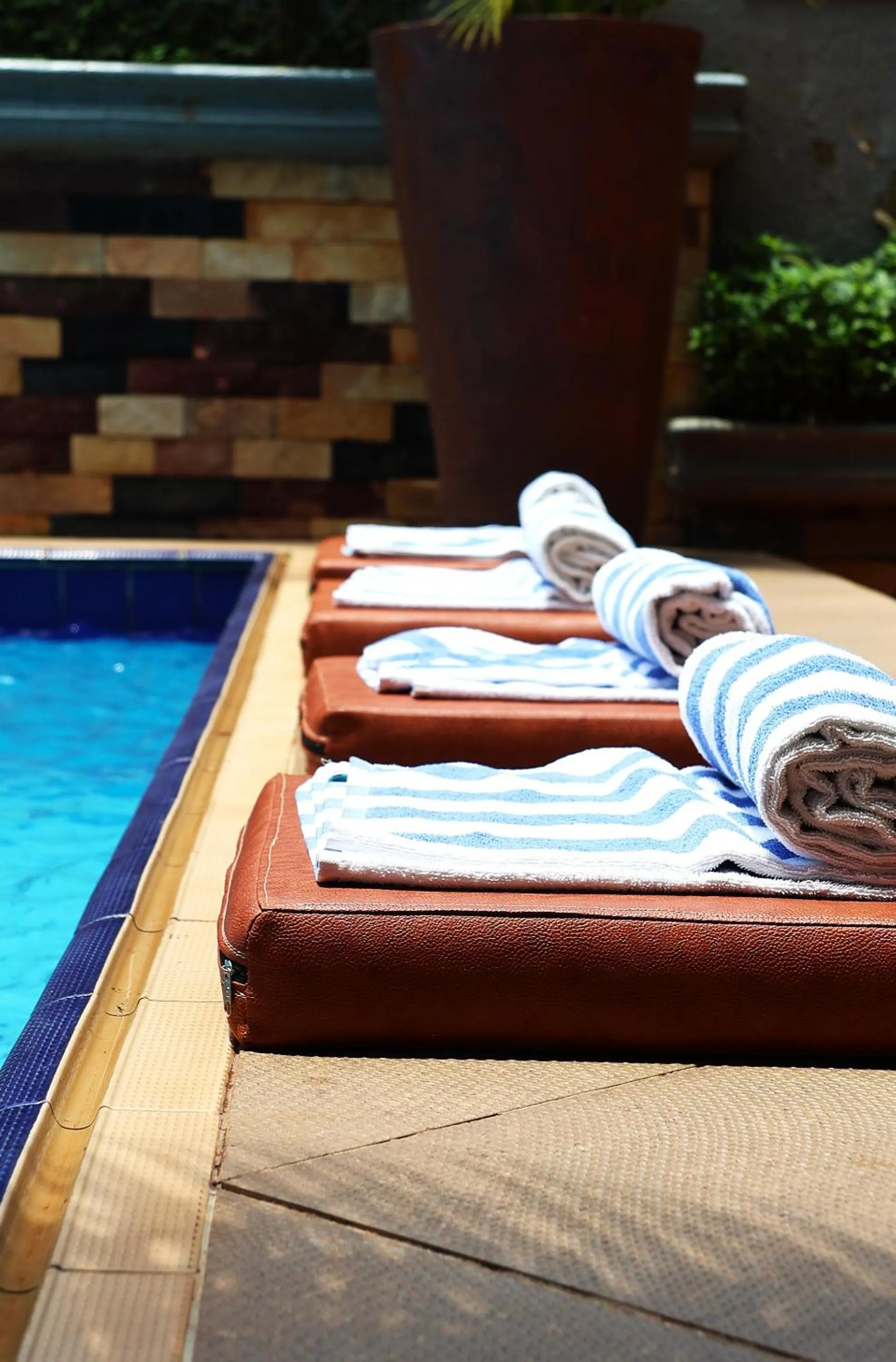 Day in ENTEBBESTAY APARTHOTEL - Kitooro