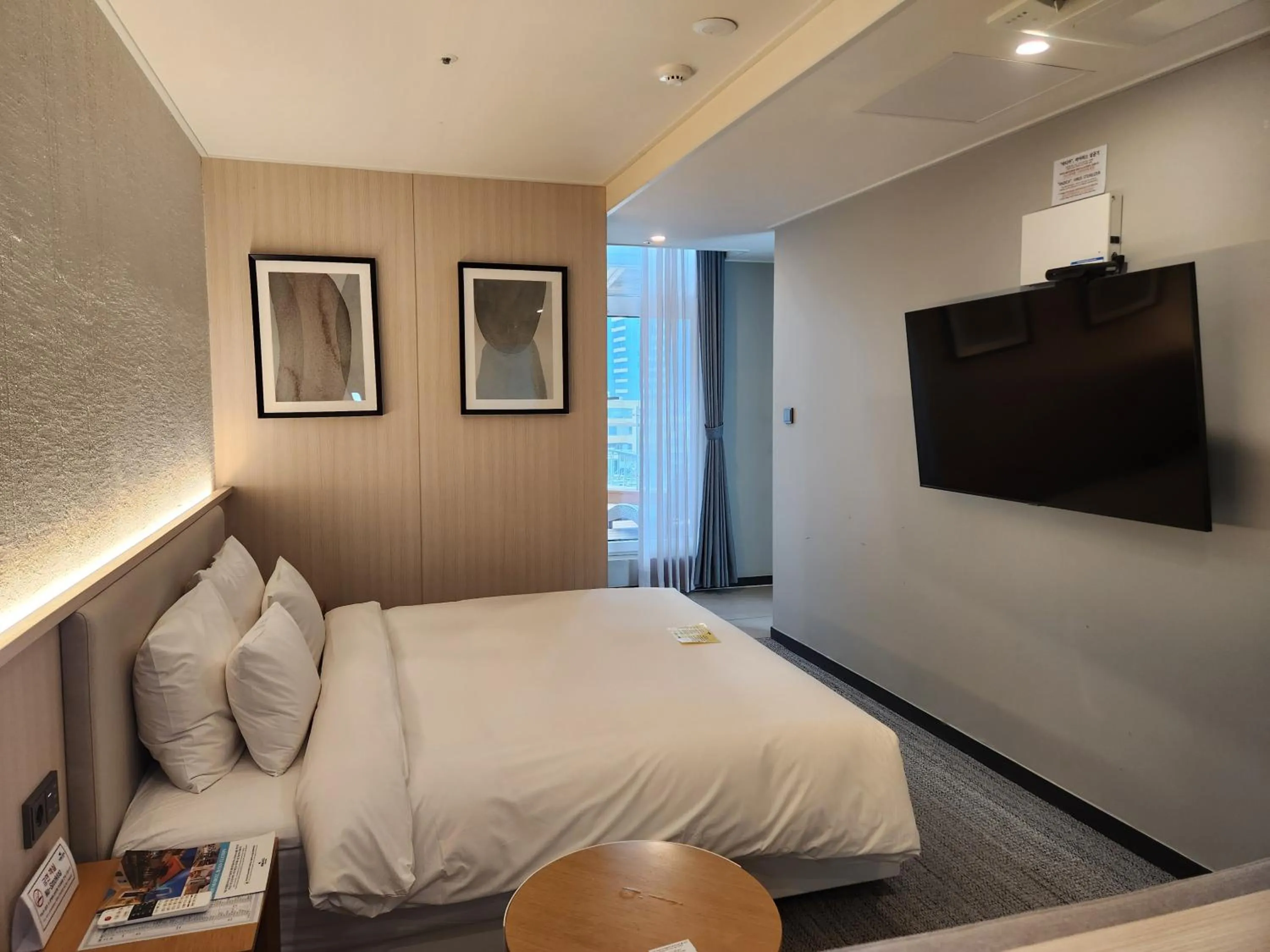 Bedroom, Bed in Hound Hotel Busan Station