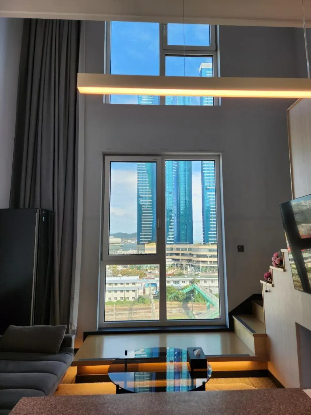 Duplex Suite with Free access to Rooftop pool in Hound Hotel Busan Station Duplex Suite with Free access to Rooftop pool in Hound Hotel Busan Station