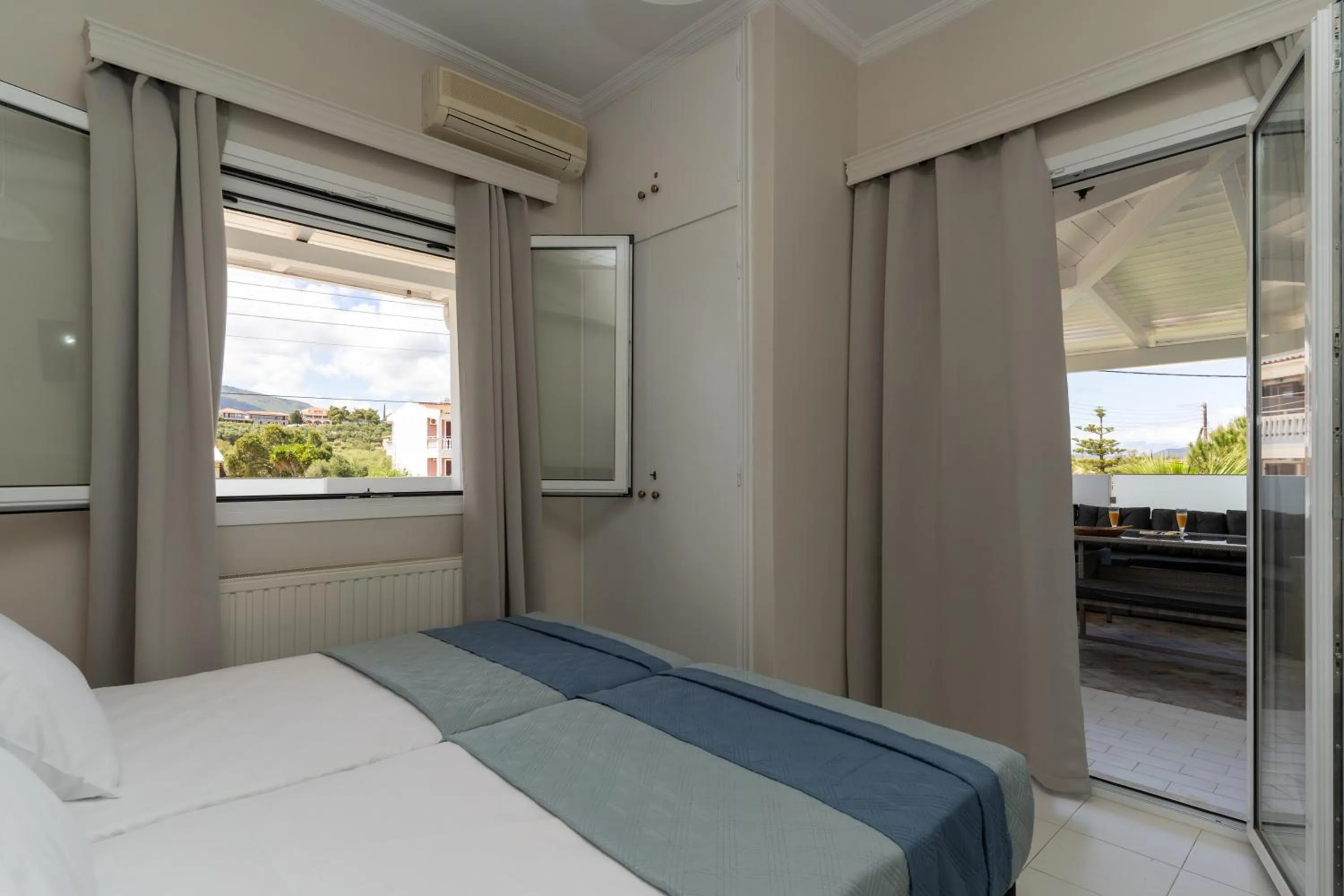 Bed in Acapulco Marinos Apartments- Adults Only