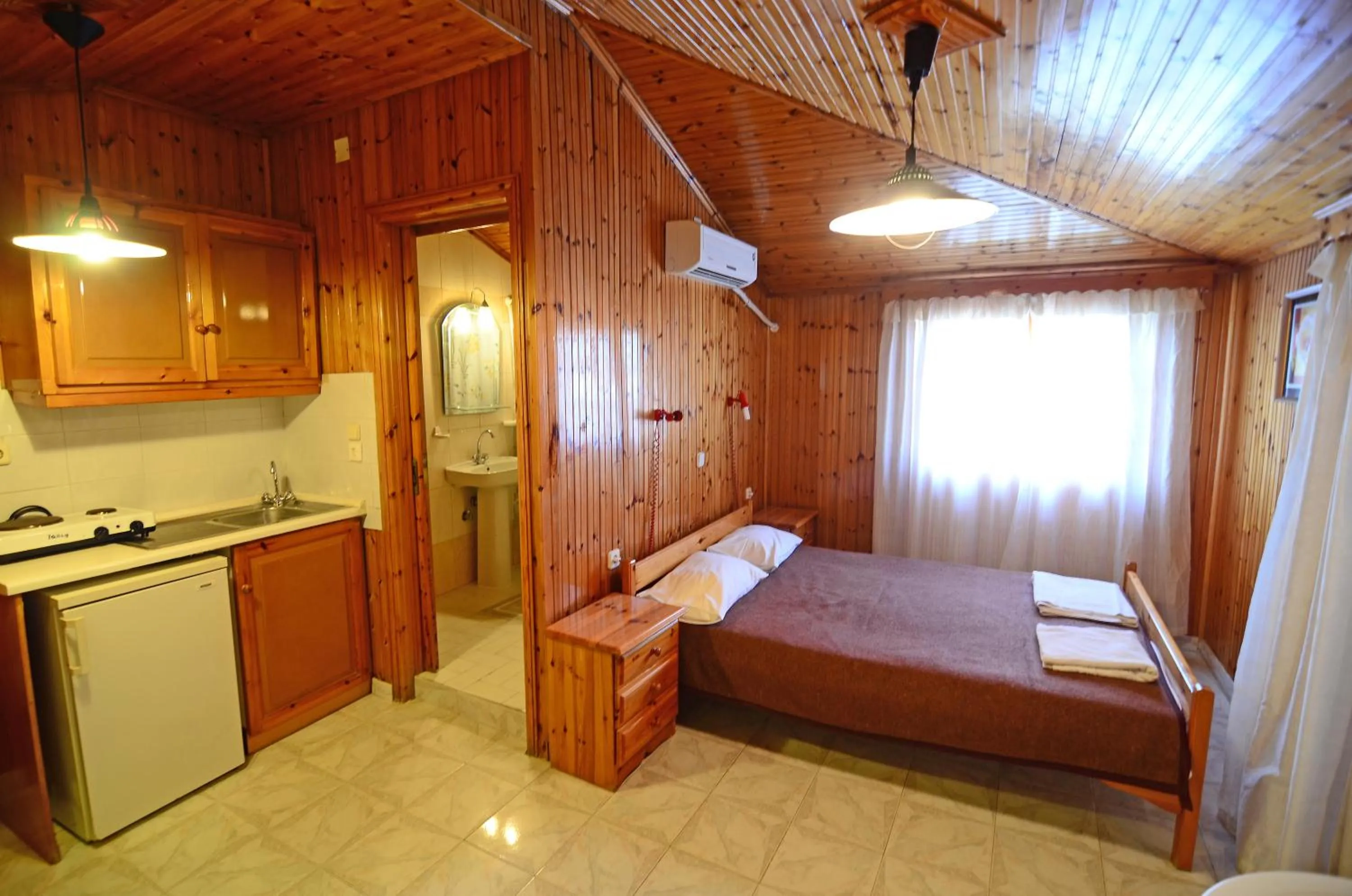 Photo of the whole room, Bed in Acapulco Marinos Apartments- Adults Only