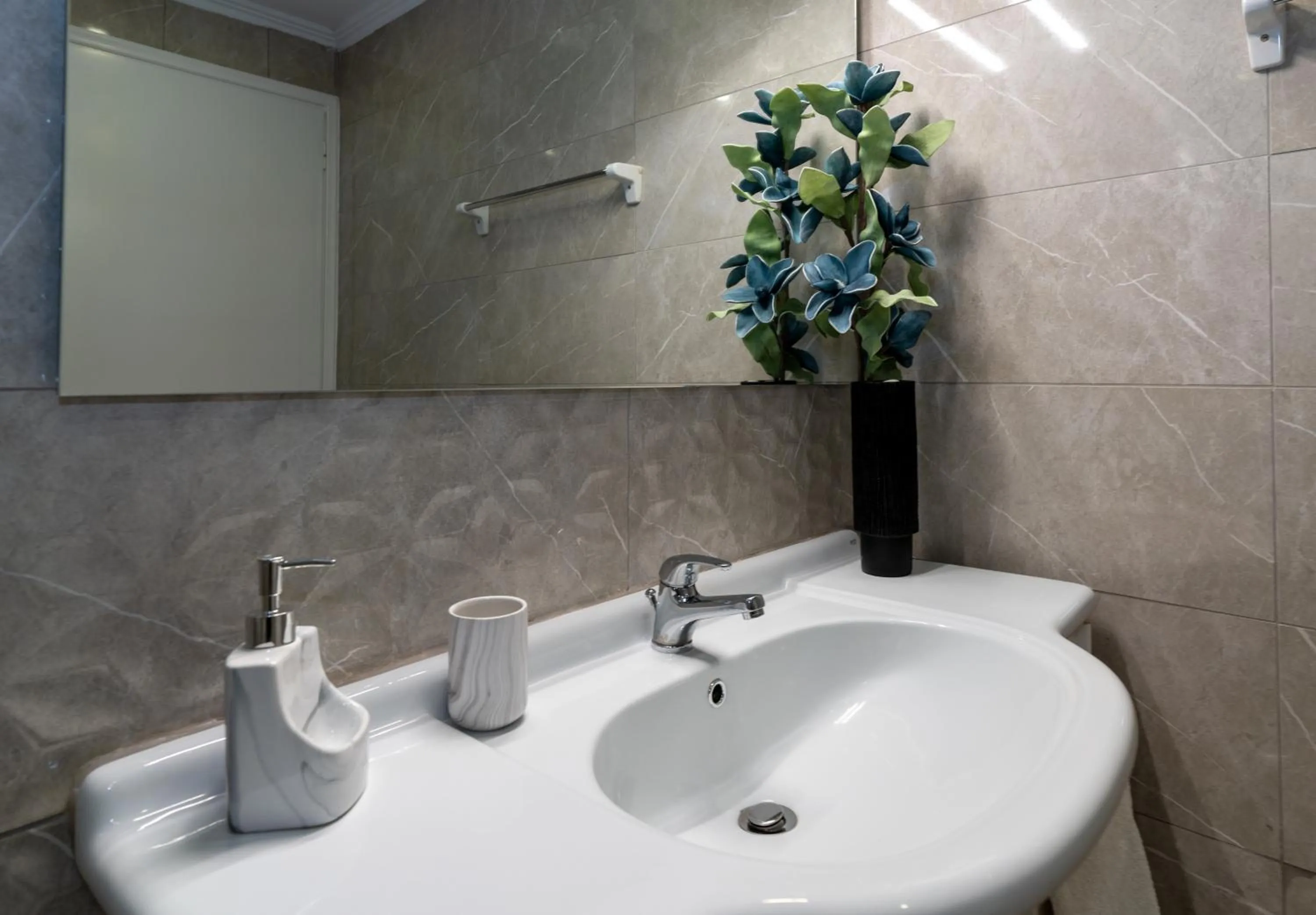 Acapulco Marinos Apartments- Adults Only