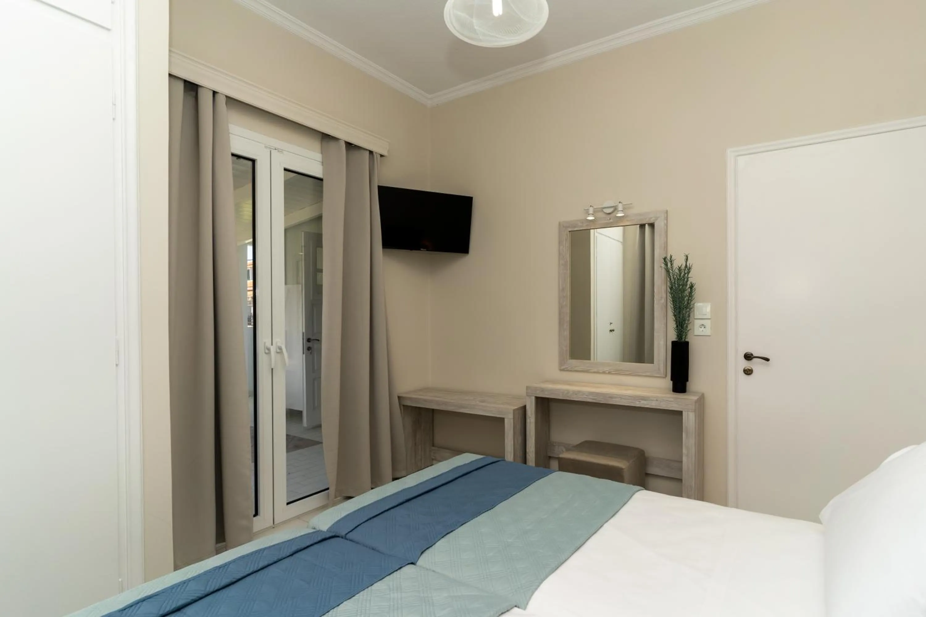 Bed in Acapulco Marinos Apartments- Adults Only