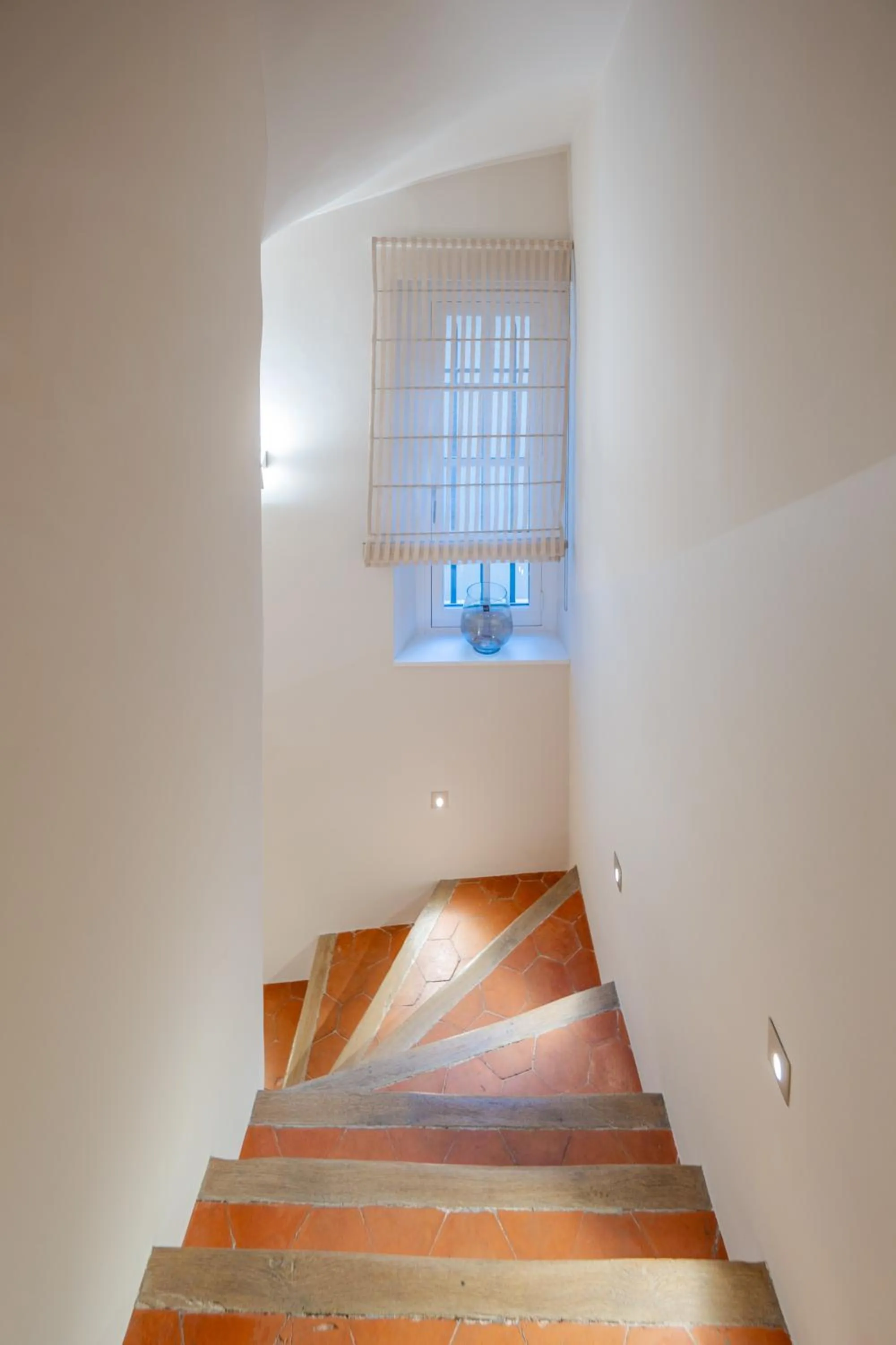 Property building, Bed in Beau Clocher