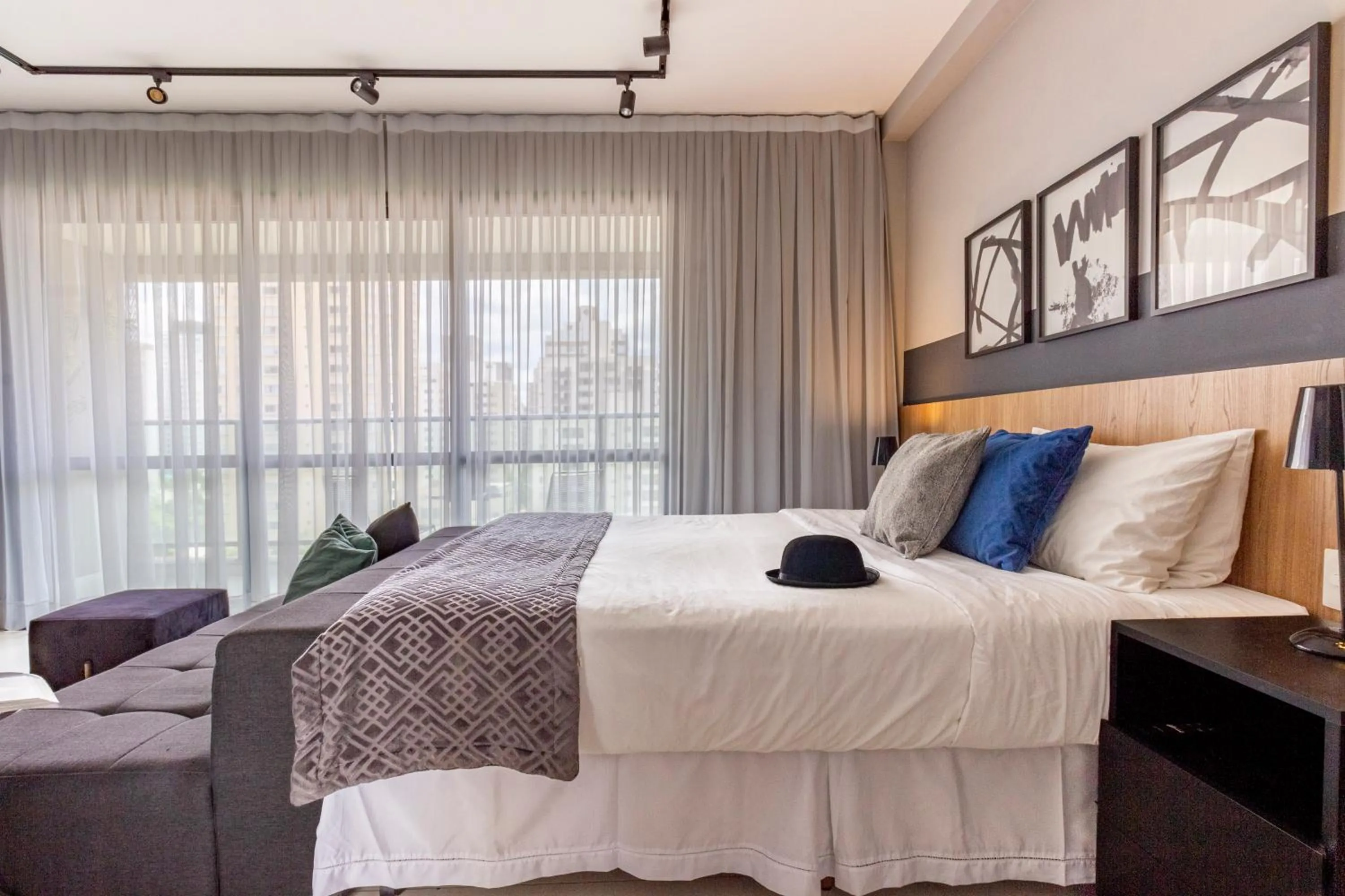 Bed in Charlie Itaim