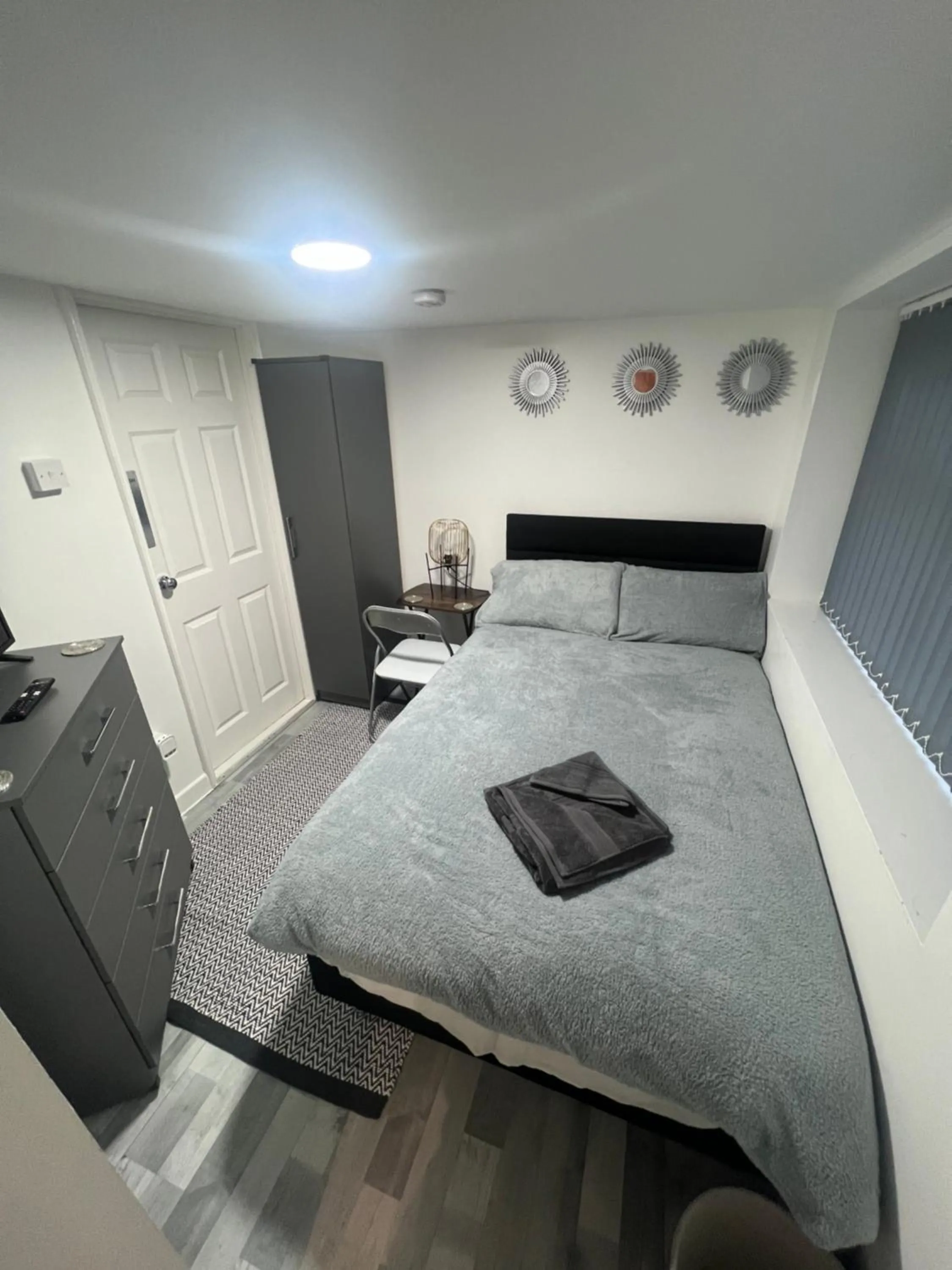 Bed in The Honley hotel