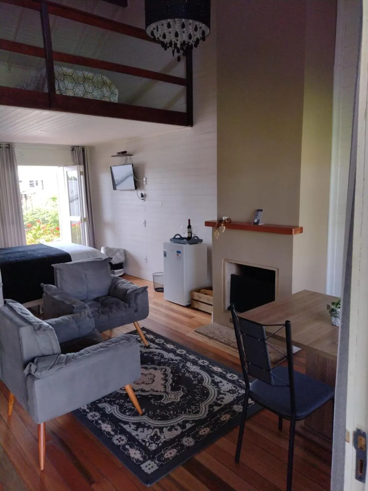 flat iron in Pousada Toscana Cambará