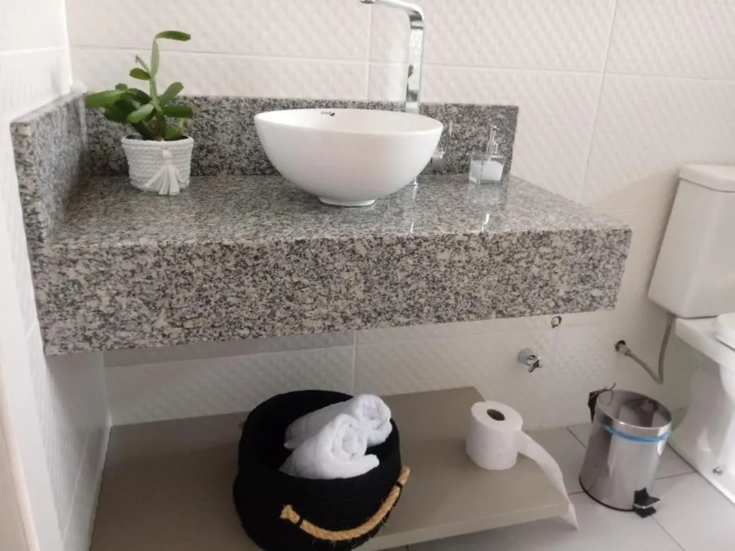 Bathroom in Pousada Toscana Cambará