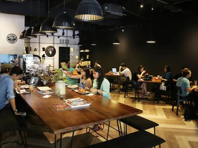 Restaurant/places to eat in Signature Apartment at Mercu Summer Suites KLCC