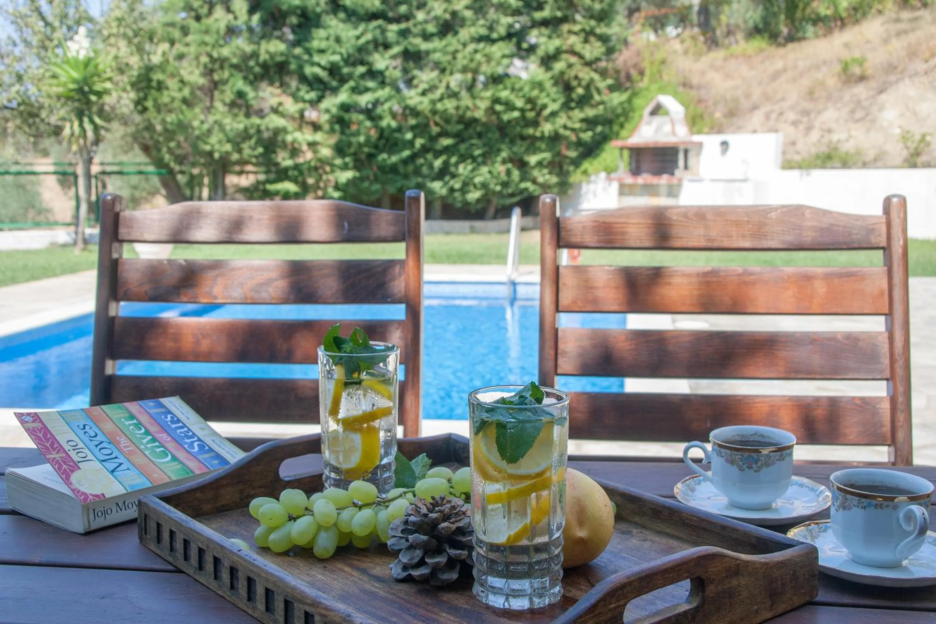 BBQ facilities in Four Seasons Villas