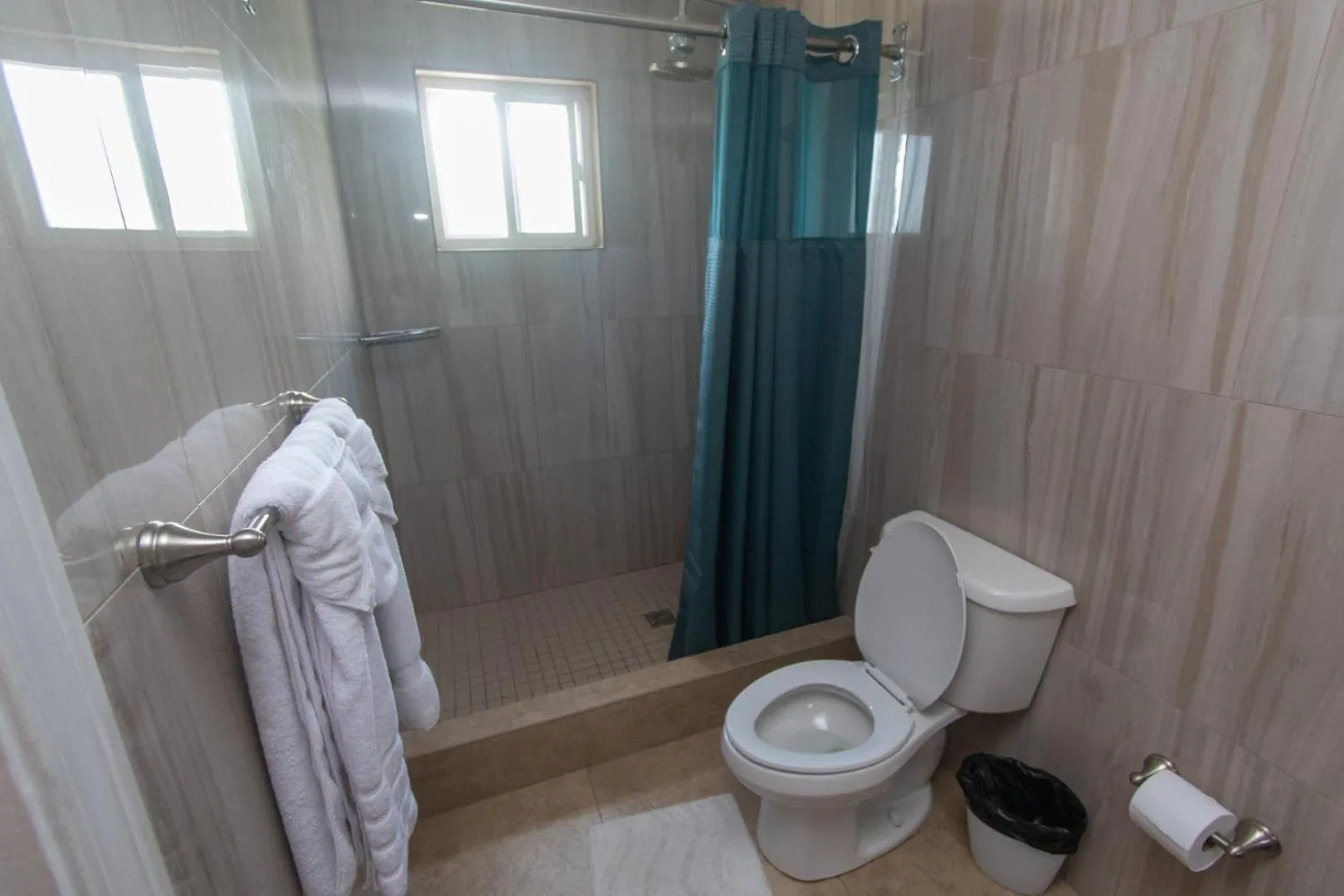 Bathroom in Lord Nelson Hotel & Residences