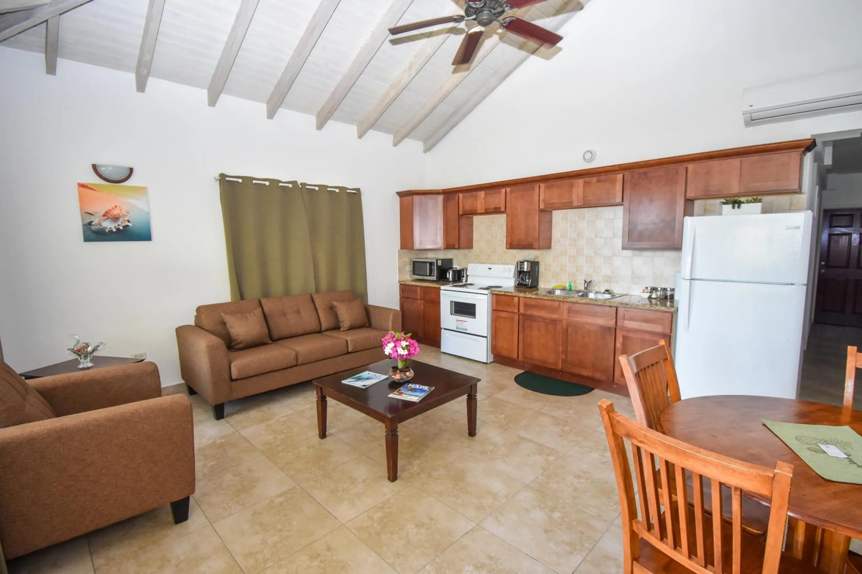 Kitchen or kitchenette in Lord Nelson Hotel & Residences