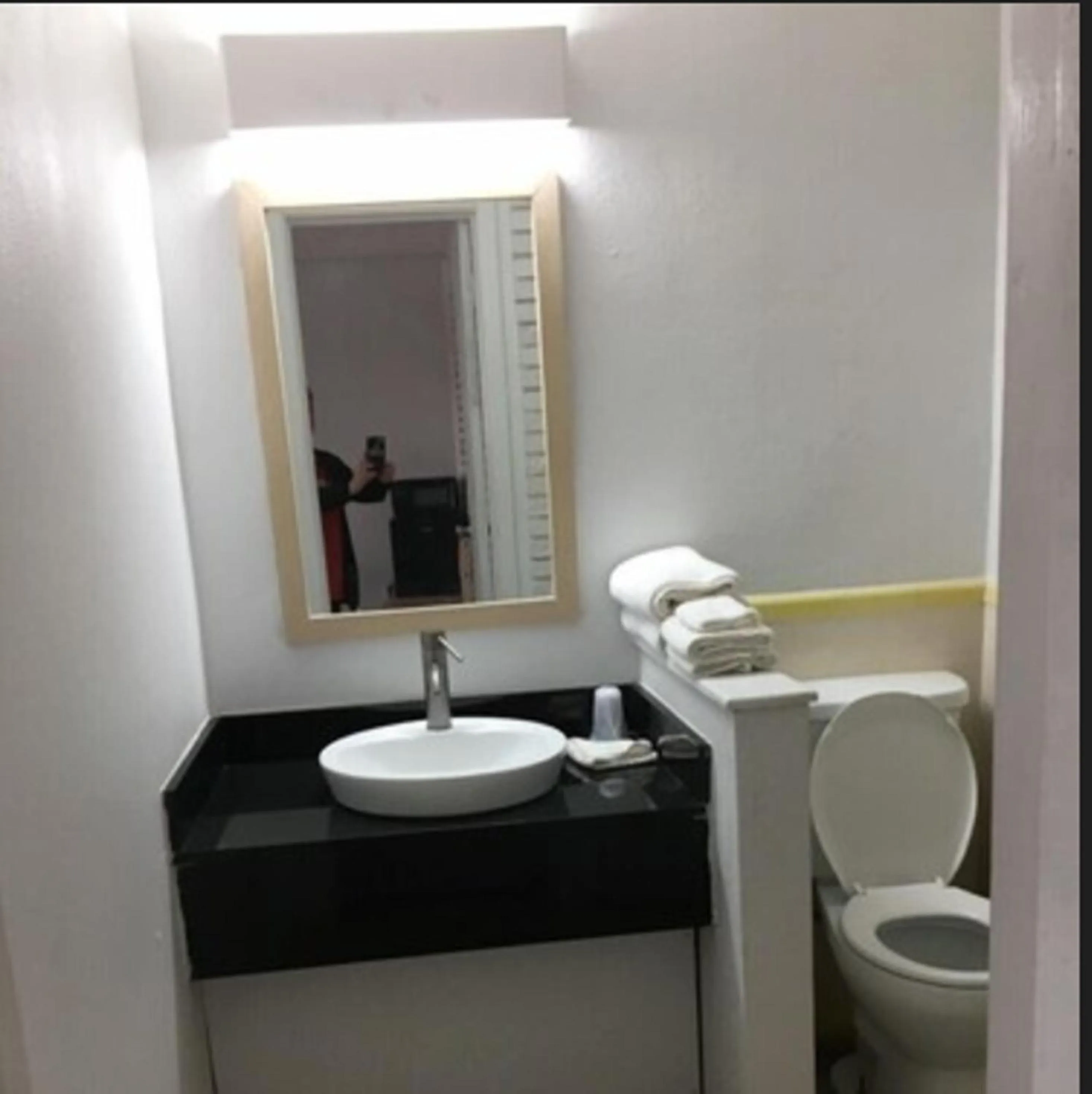 Toilet in Sands Motel