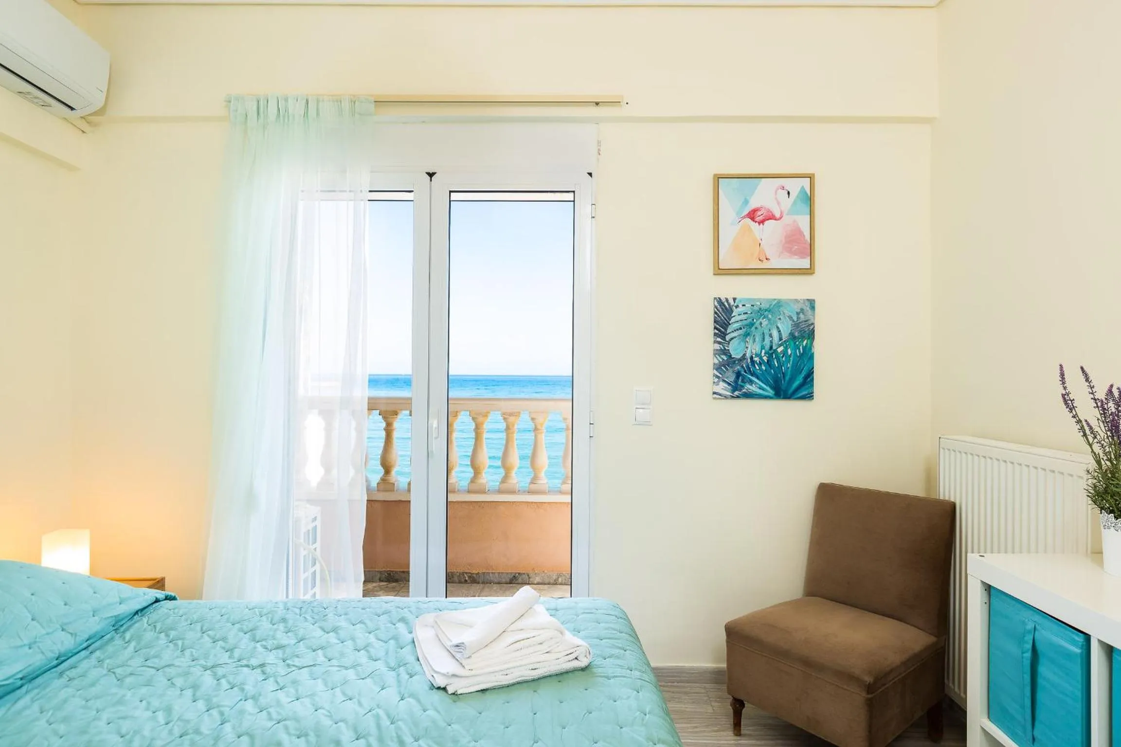 Bedroom, Bed in Birais Beach Studios