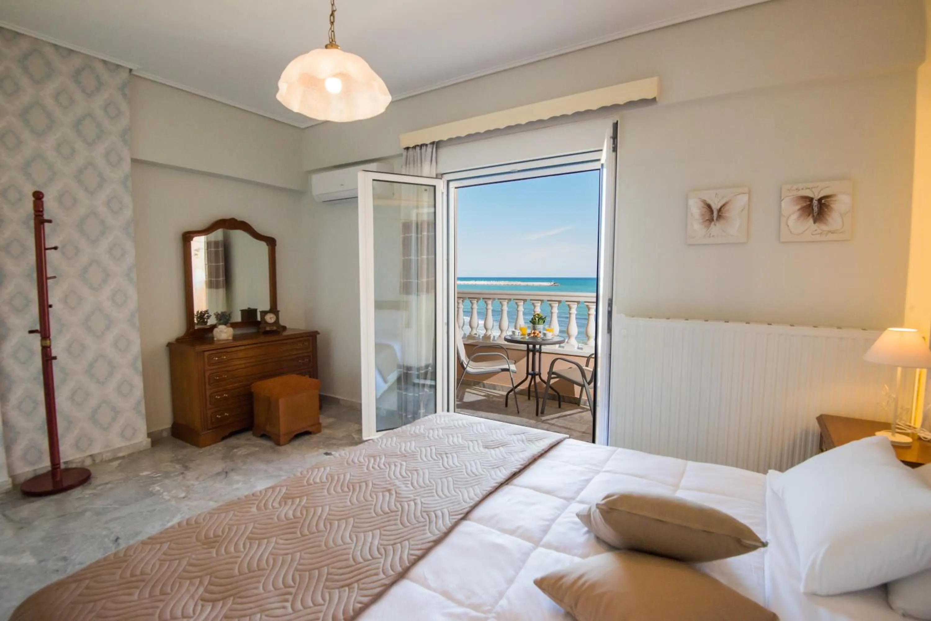 Photo of the whole room, Bed in Birais Beach Studios