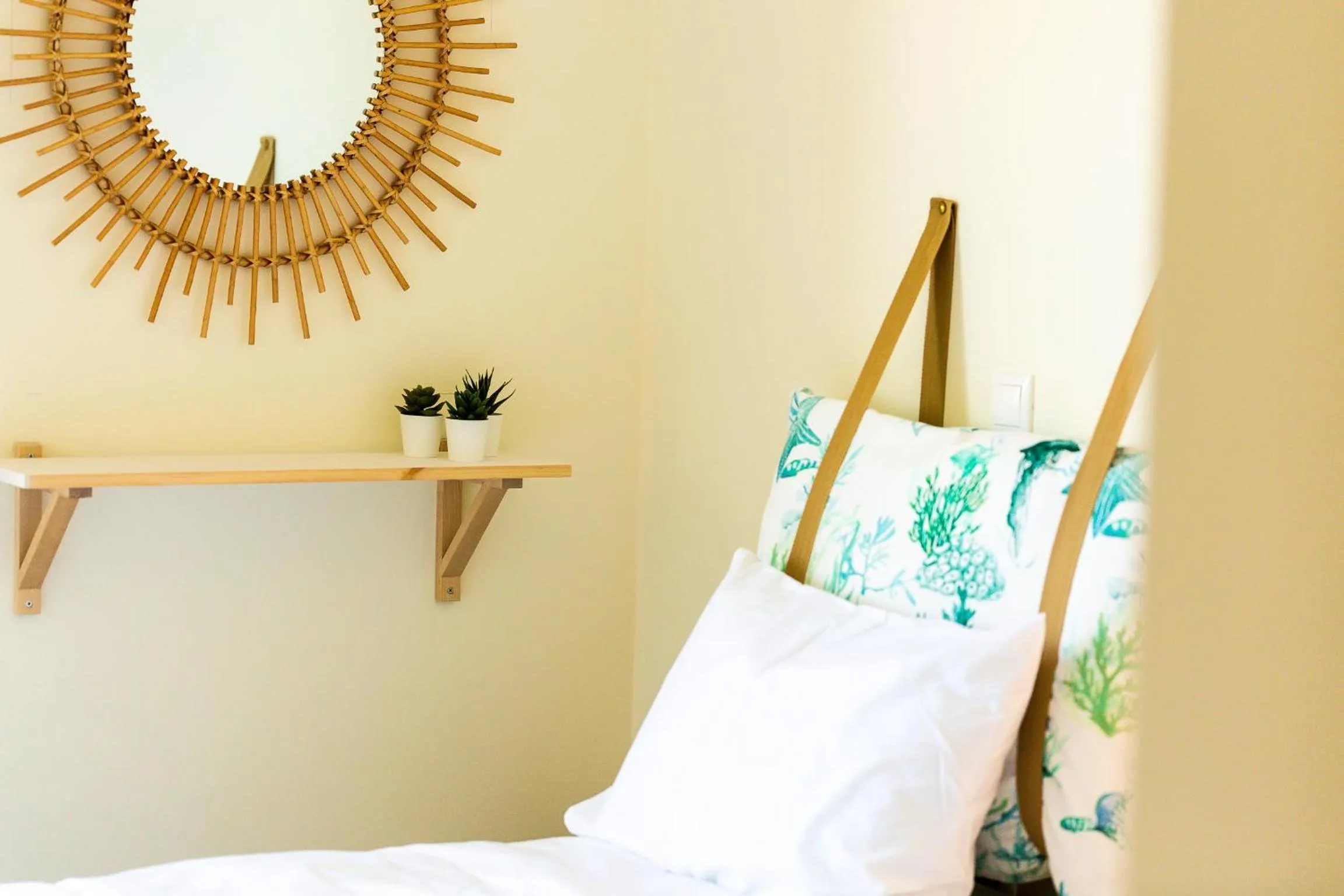 Decorative detail, Bed in Birais Beach Studios