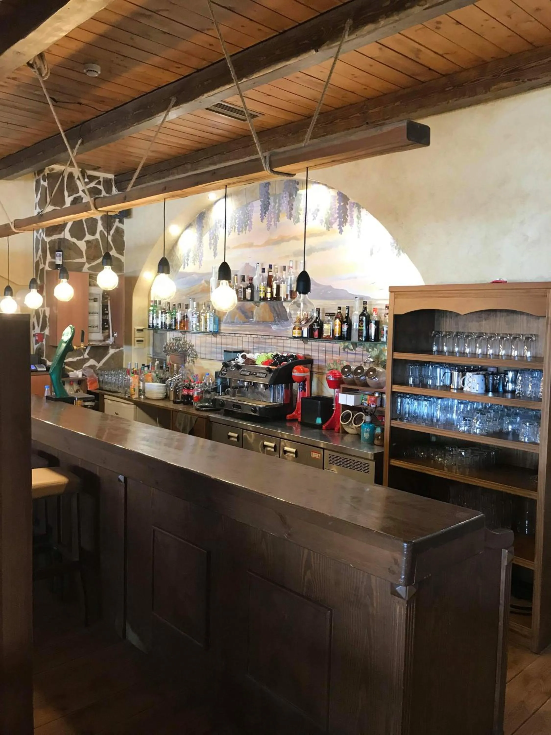 Communal lounge/ TV room in Birais Beach Studios