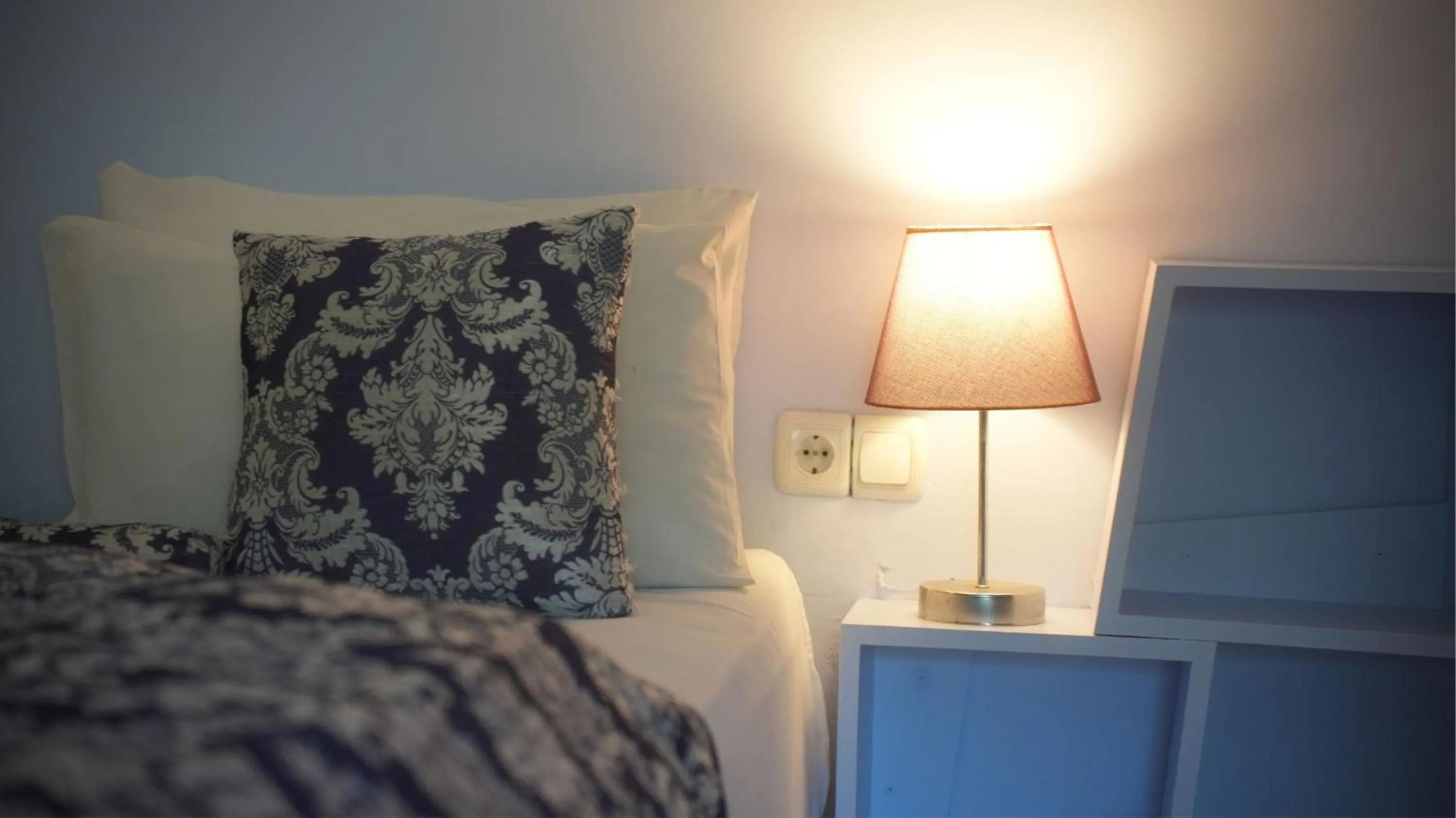 Decorative detail, Bed in Treetops Park Hotel