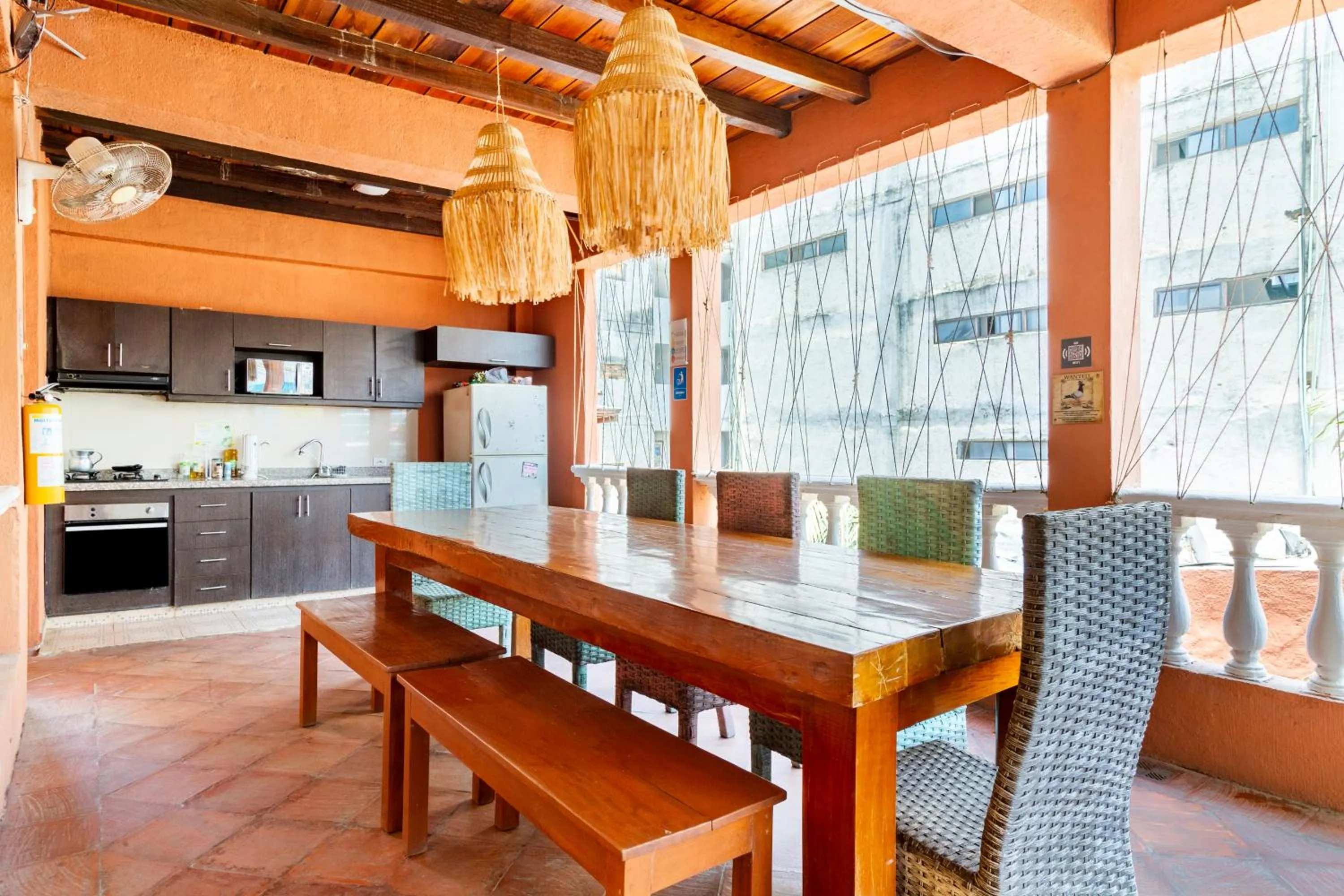 Kitchen or kitchenette in Gagaka Rua hostel