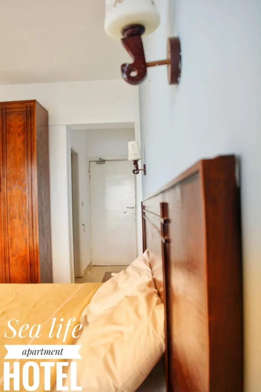 Boulevard Apartment Hotel