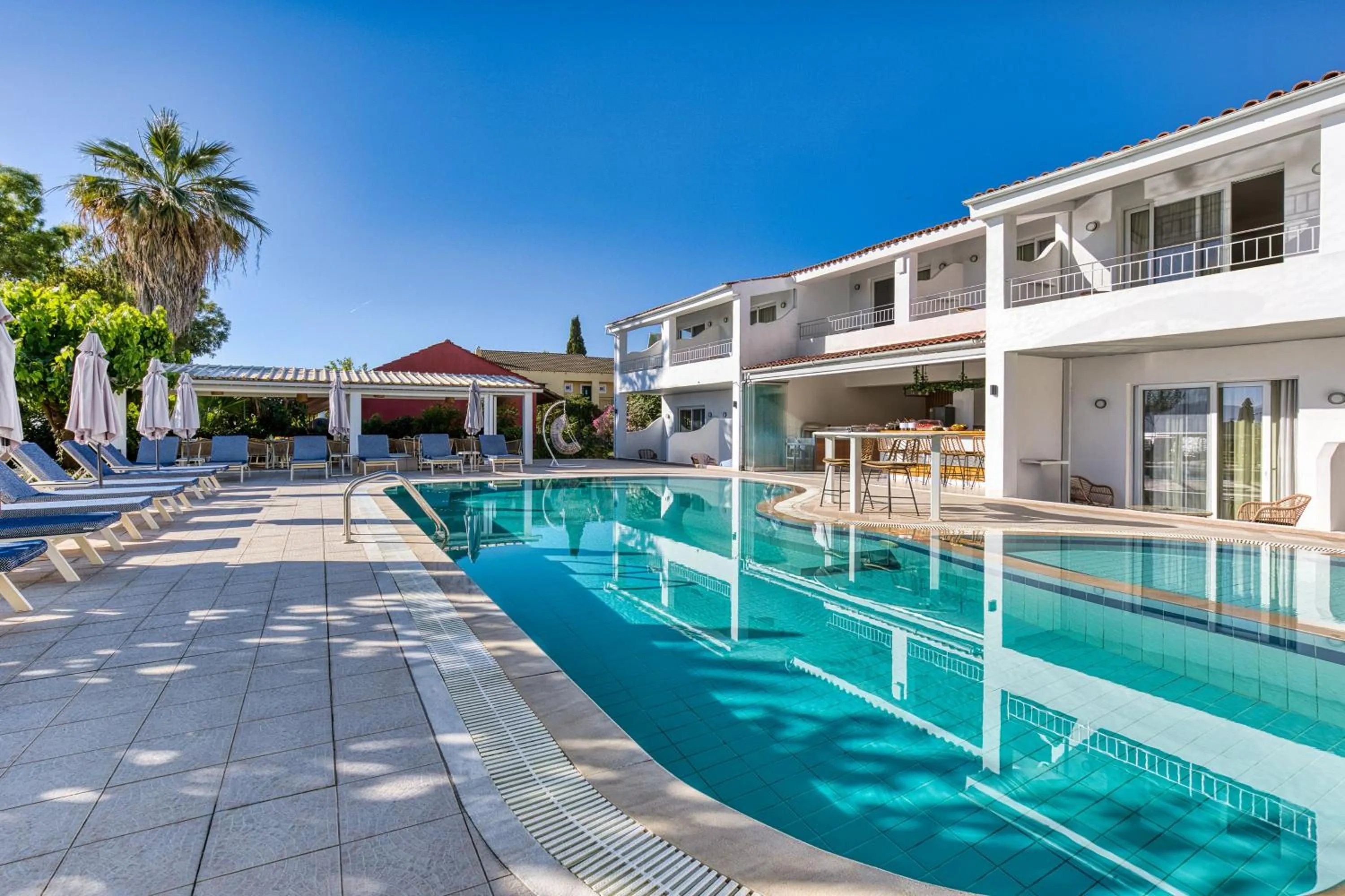 Swimming pool in Sirocco Hotel