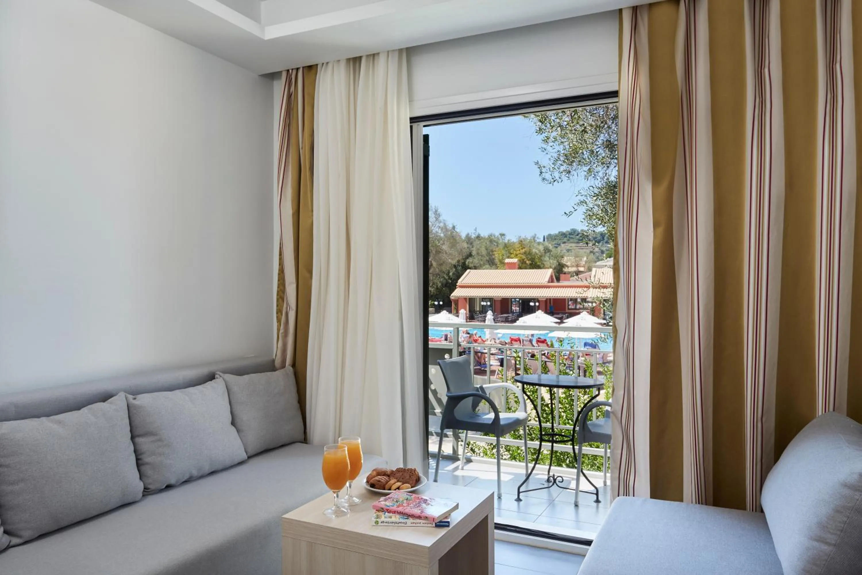 Living room in SENTIDO Apollo Palace