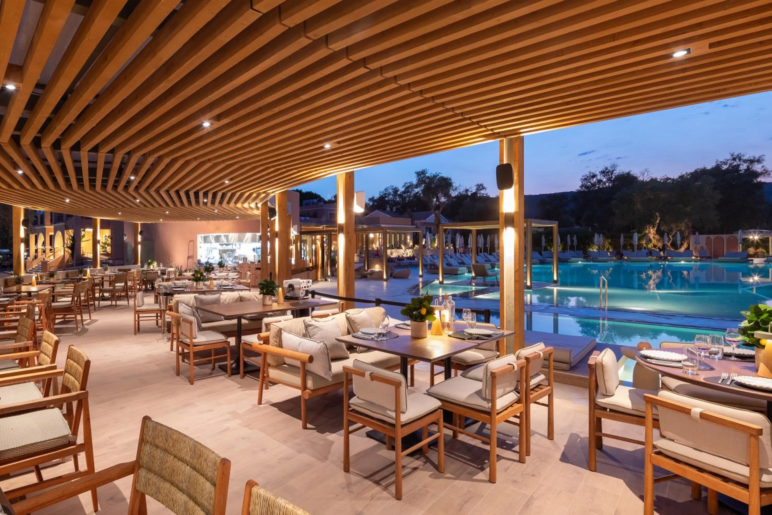 Restaurant/places to eat in SENTIDO Apollo Palace