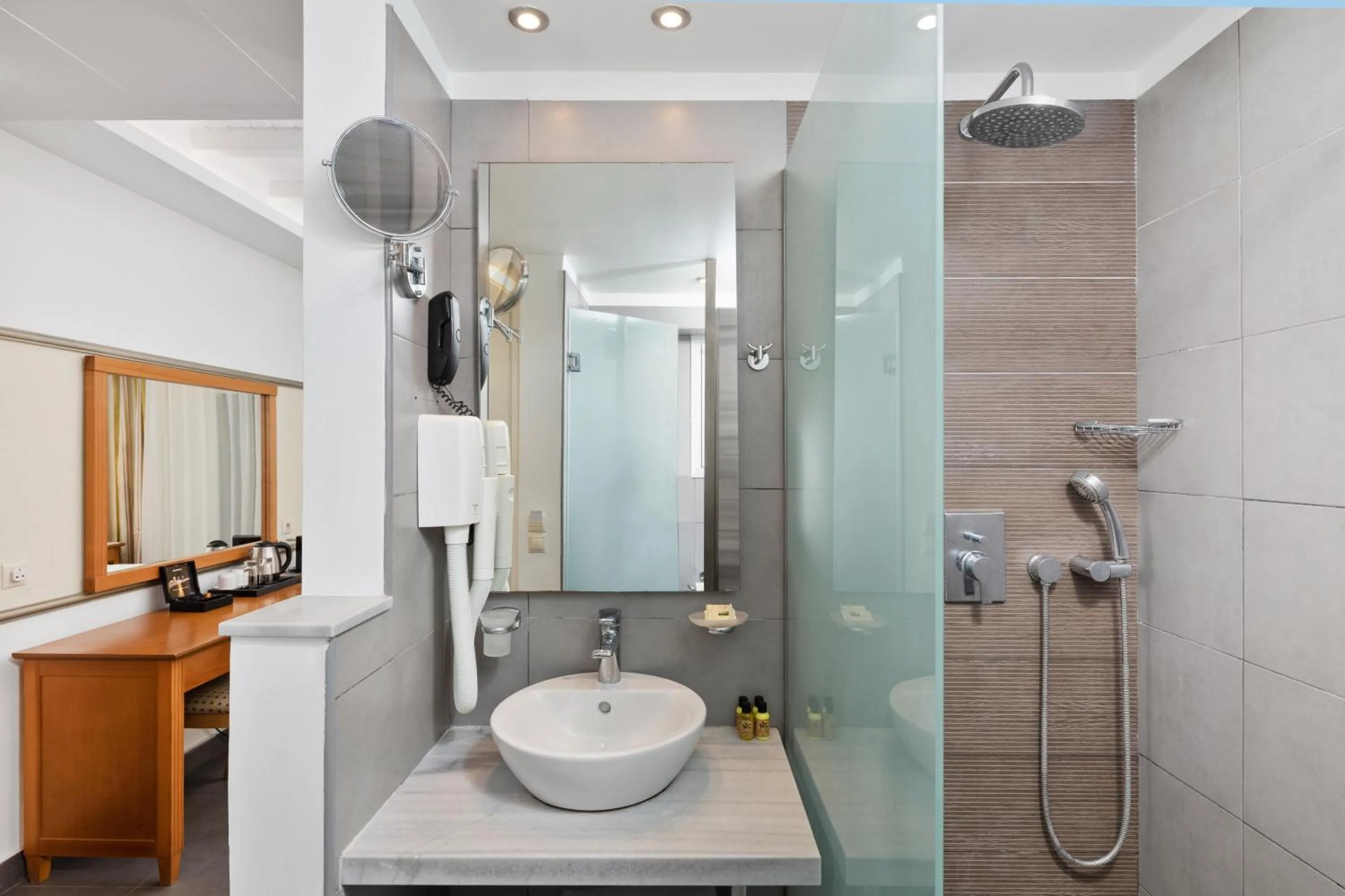 Bathroom in SENTIDO Apollo Palace