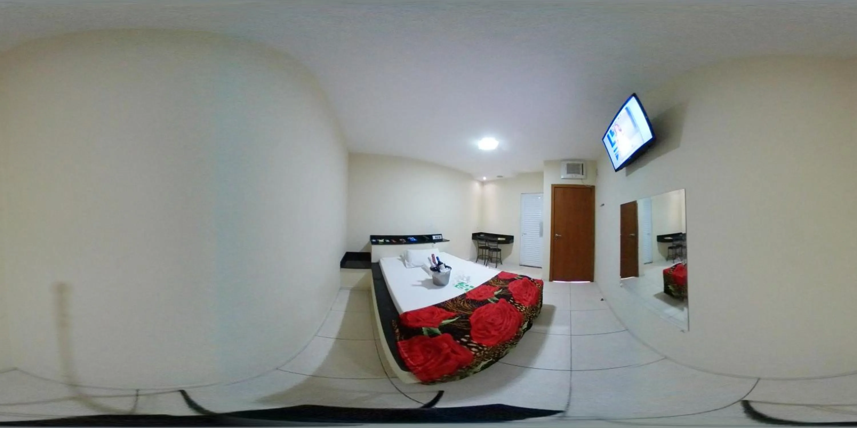 Bed in Motel& Hotel Apê Goiânia !!!