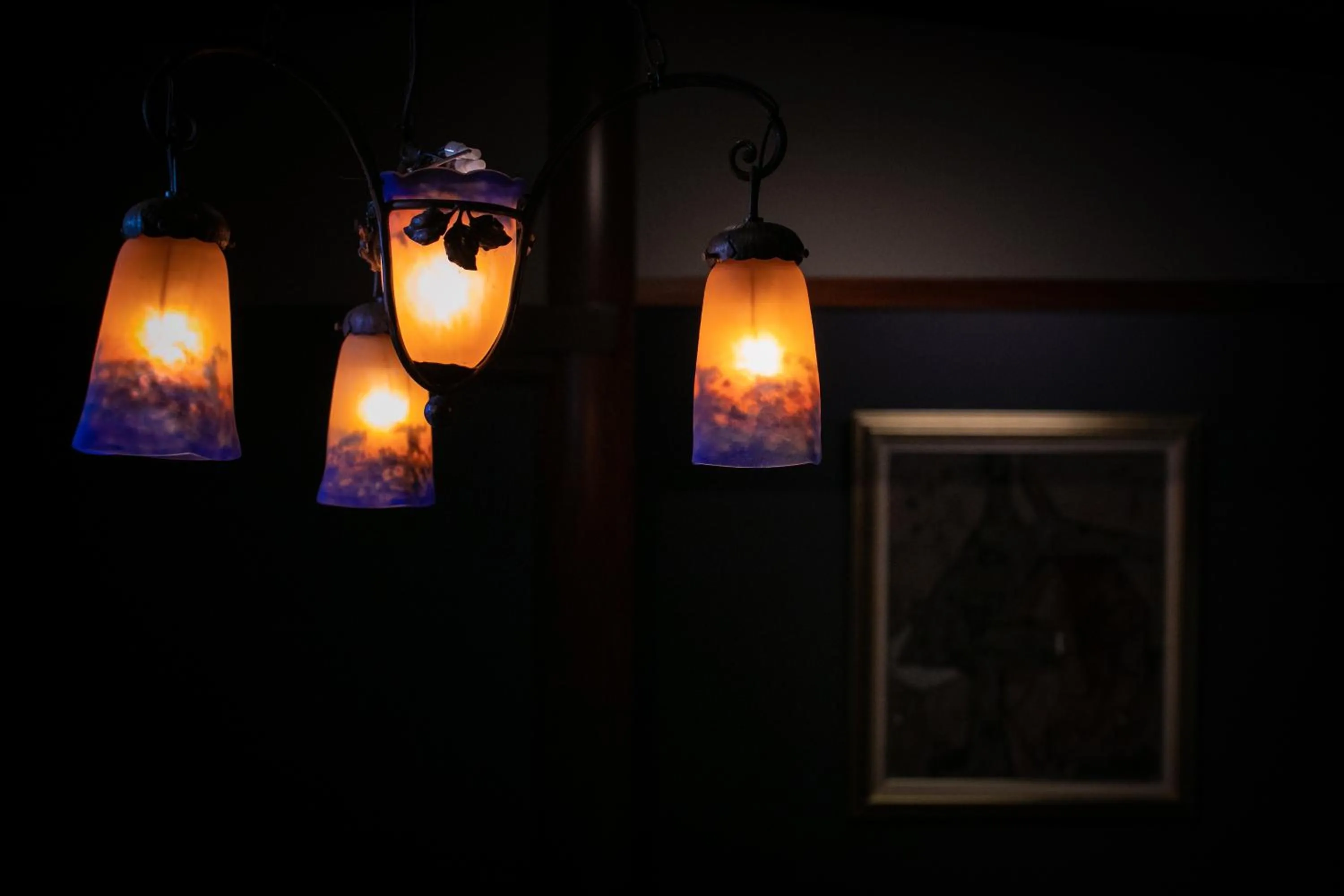 Restaurant/places to eat in Saigakukan