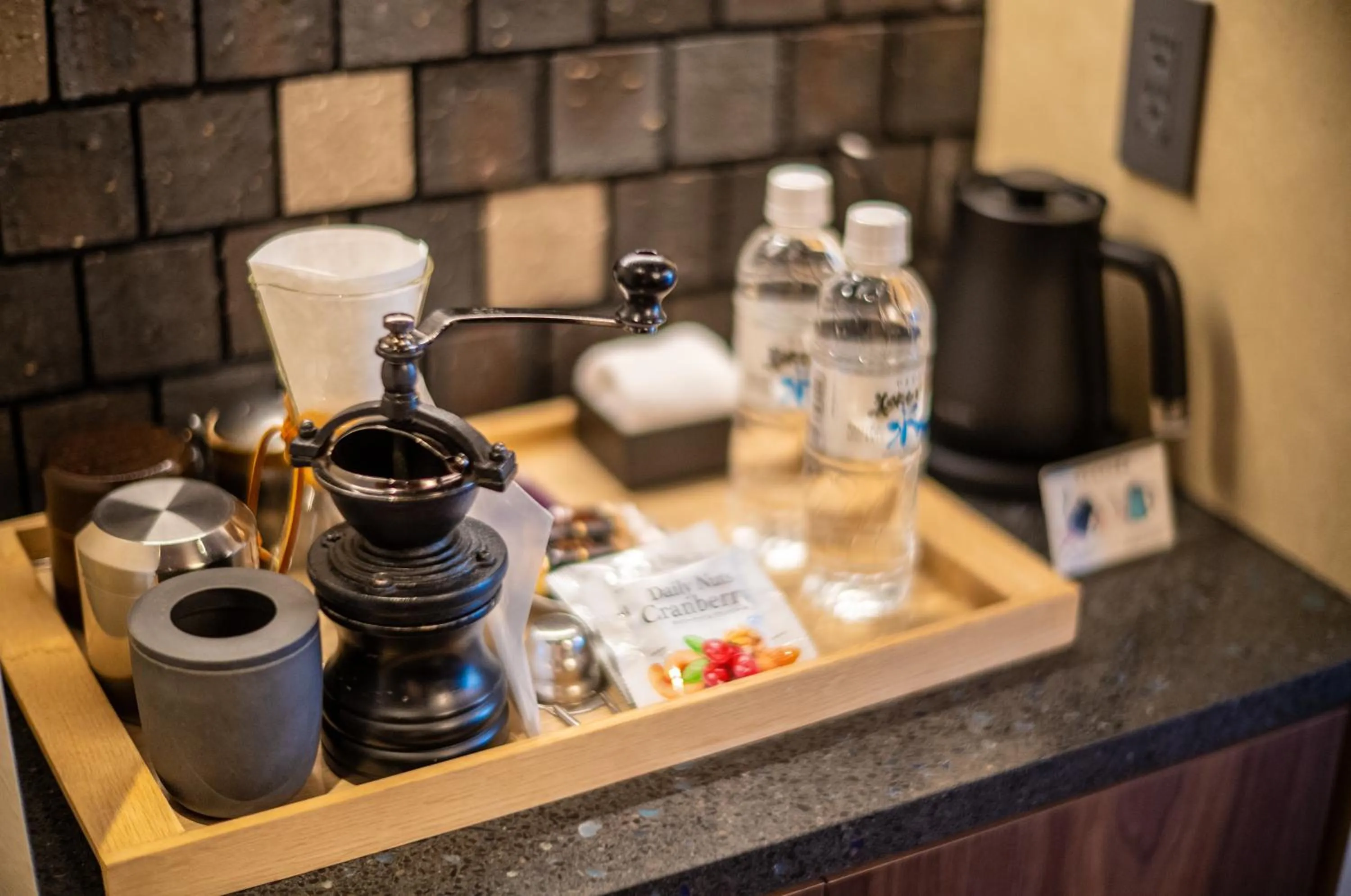 Coffee/tea facilities in Saigakukan