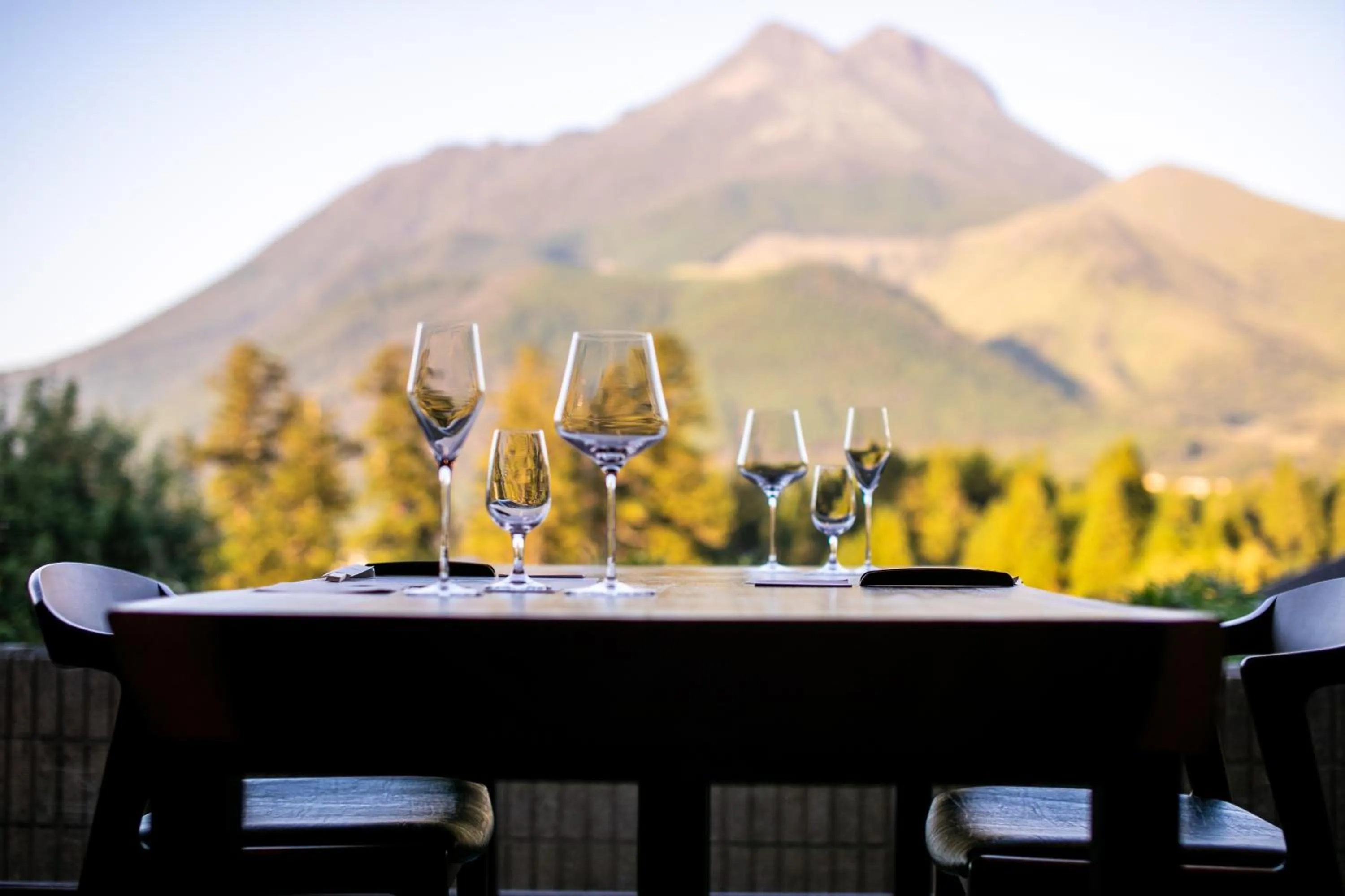 Lobby or reception in Saigakukan