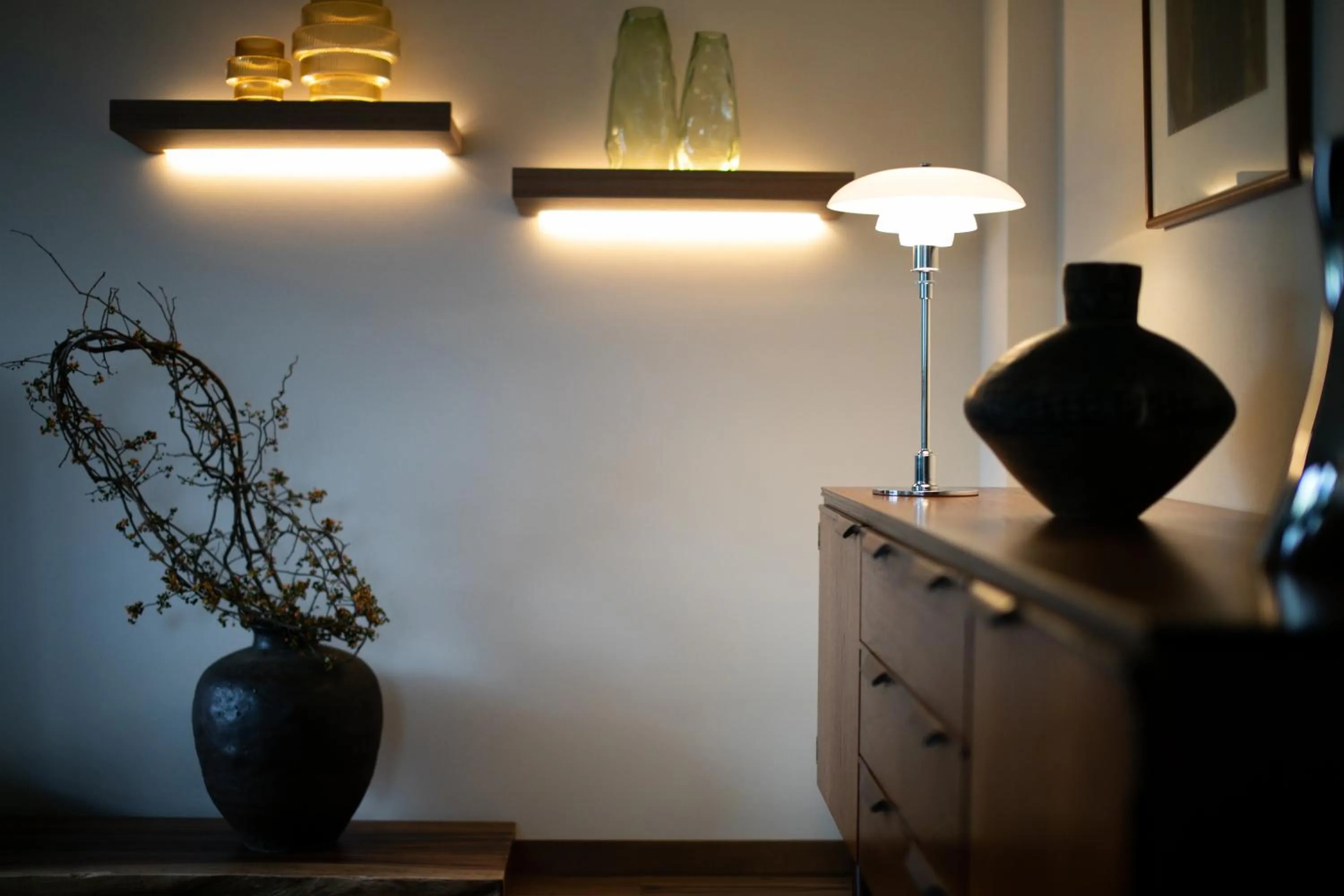Living room in Saigakukan