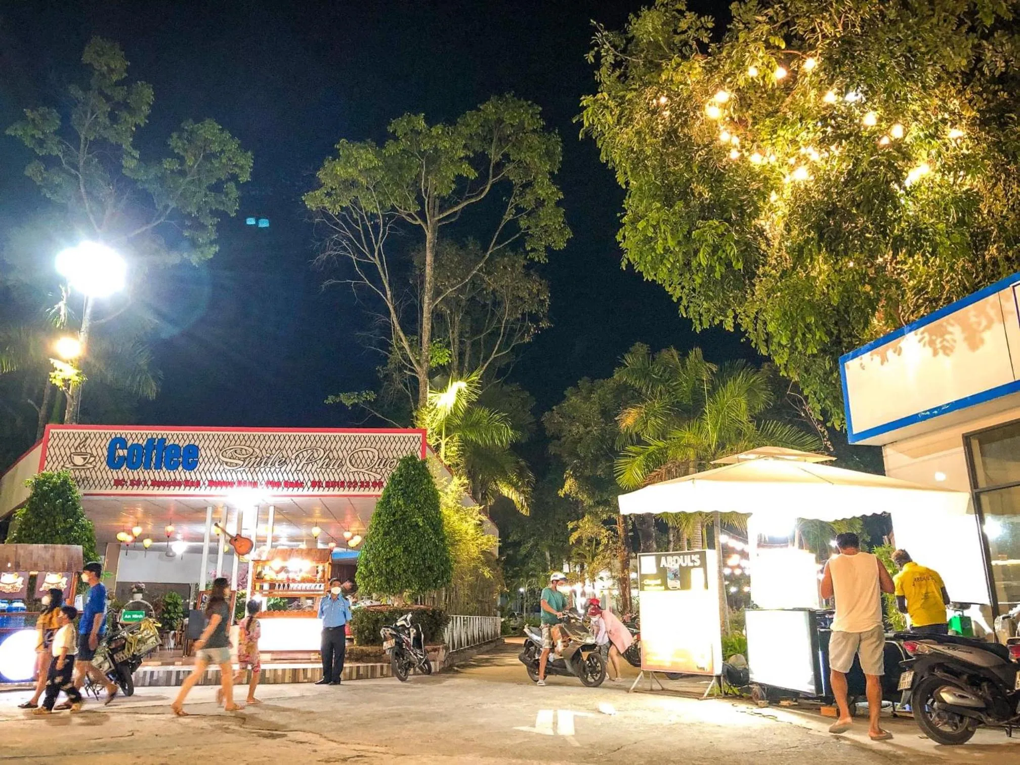 People in Phú Quốc Hotel