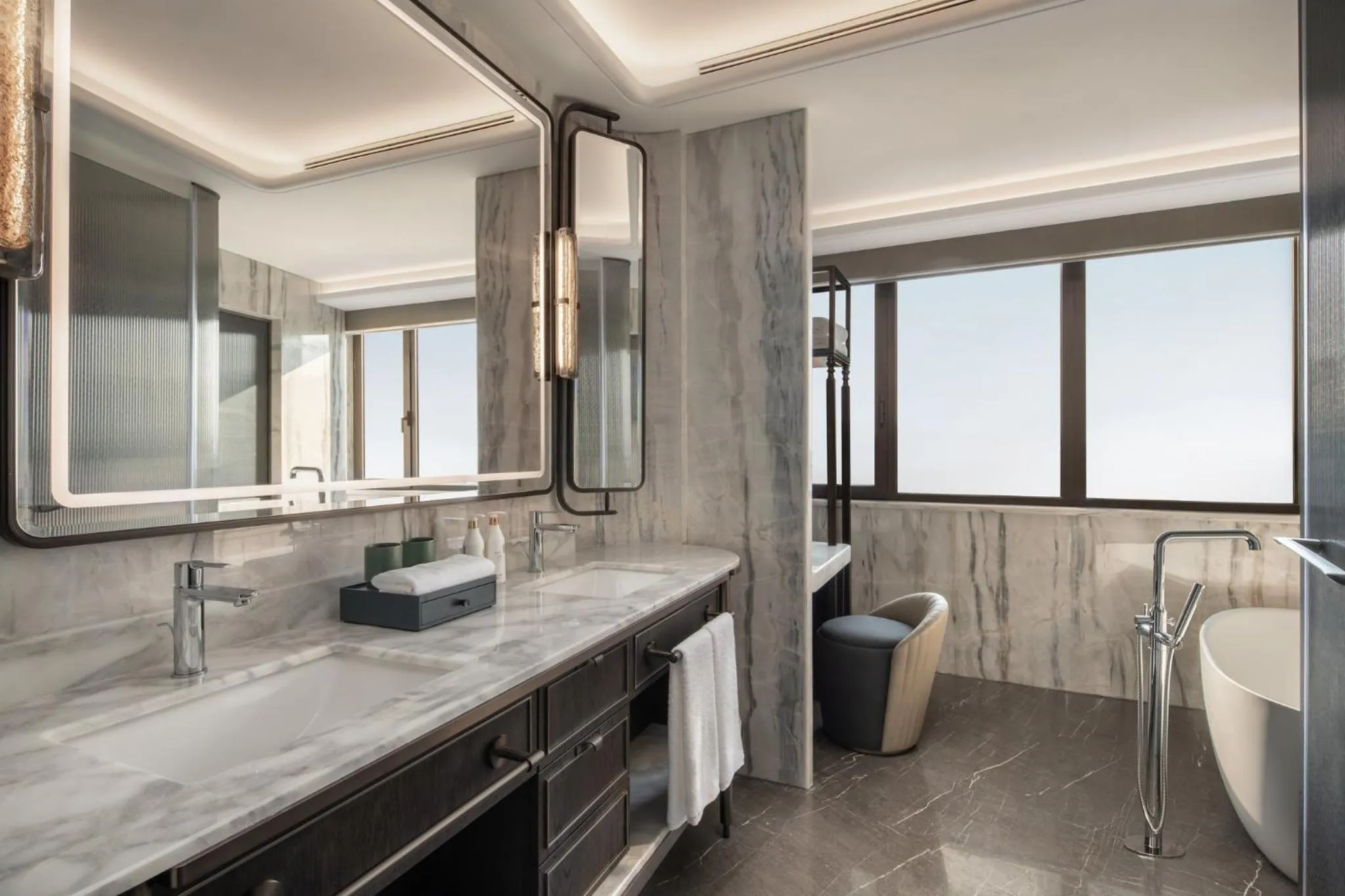 Photo of the whole room in Hangzhou Wulin GDA Hotel, Vignette Collection