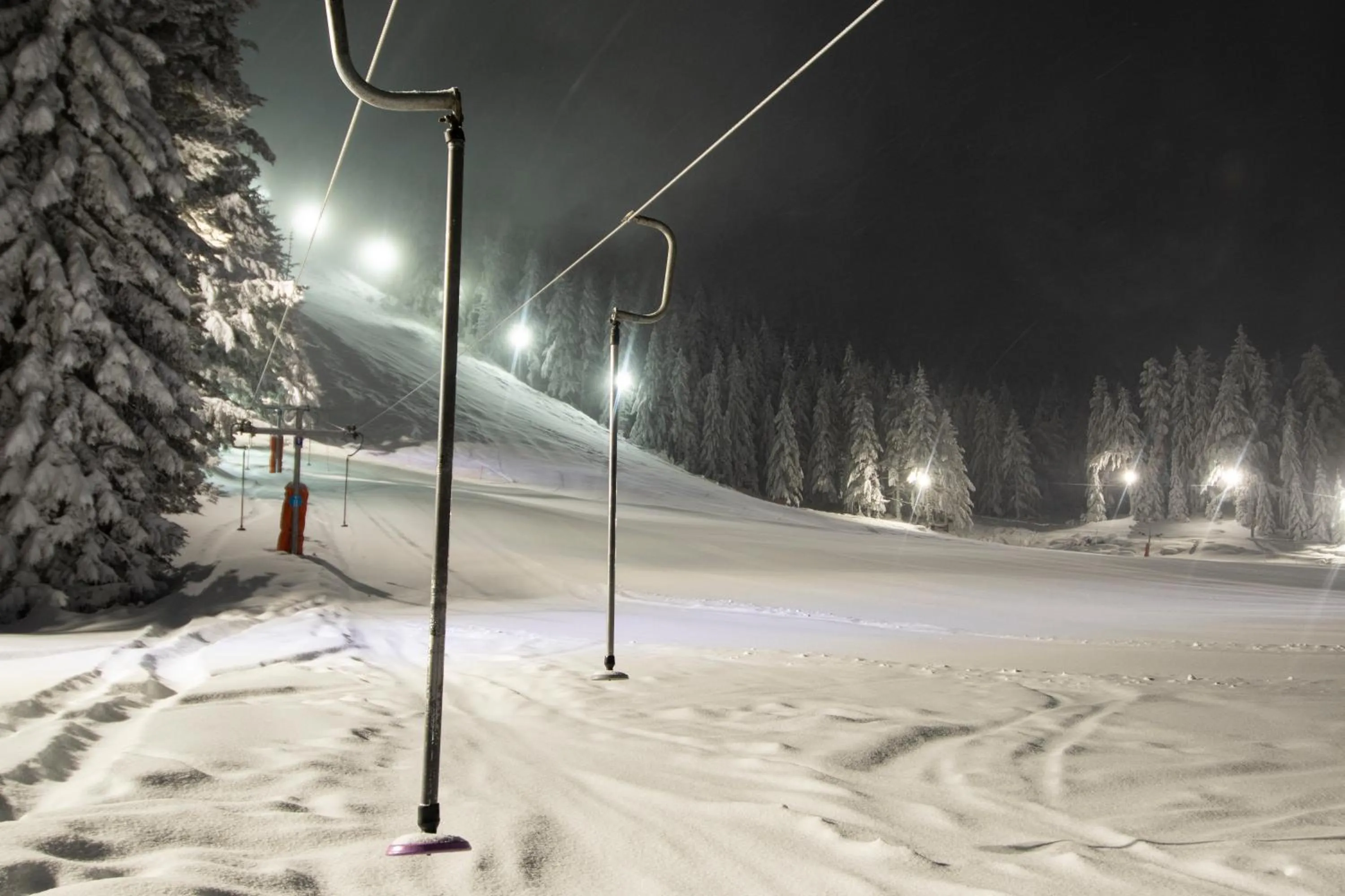 Skiing in Hotel Malyovitsa