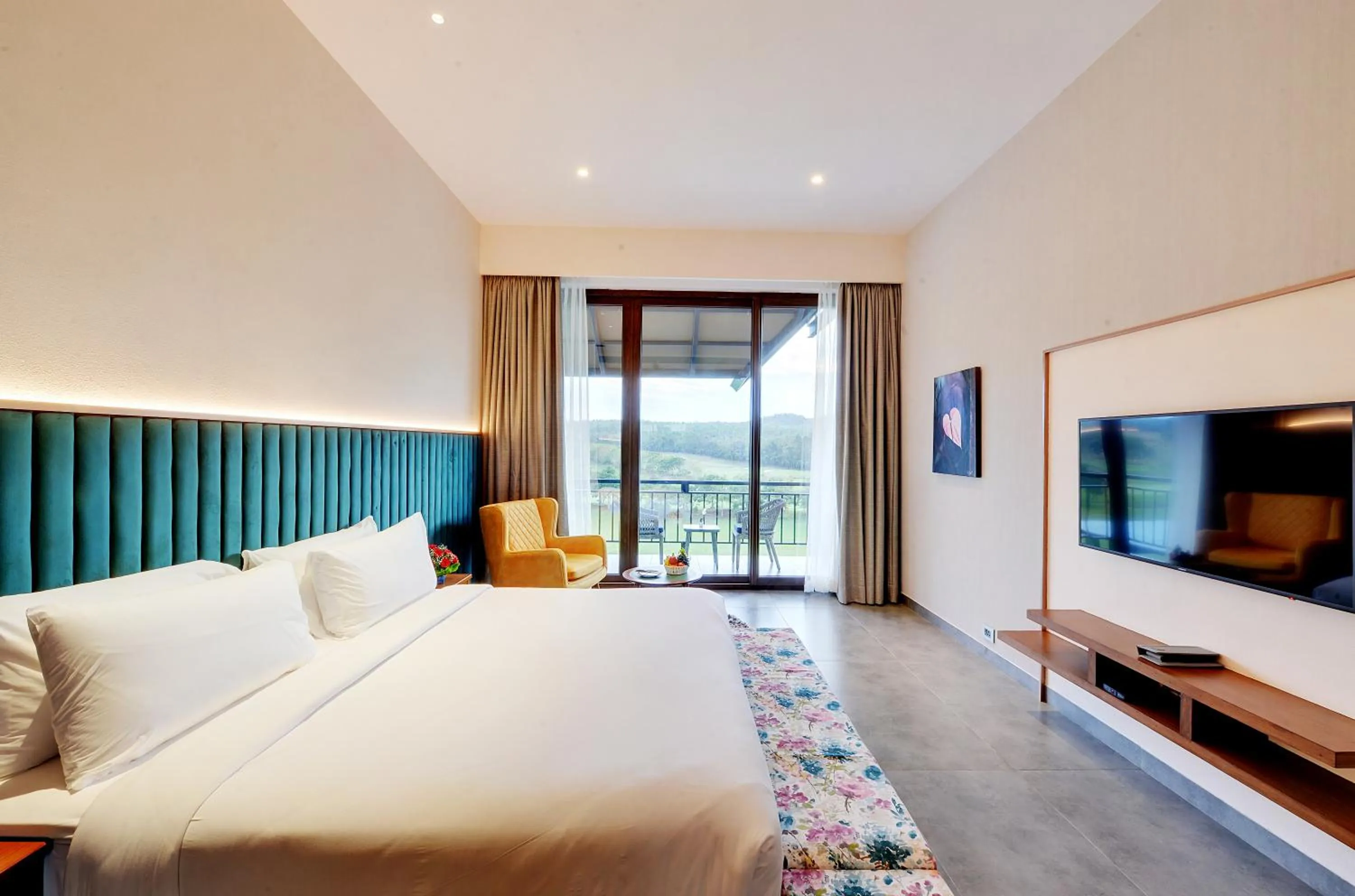 Photo of the whole room, Bed in Kimmane Luxury Golf Resort