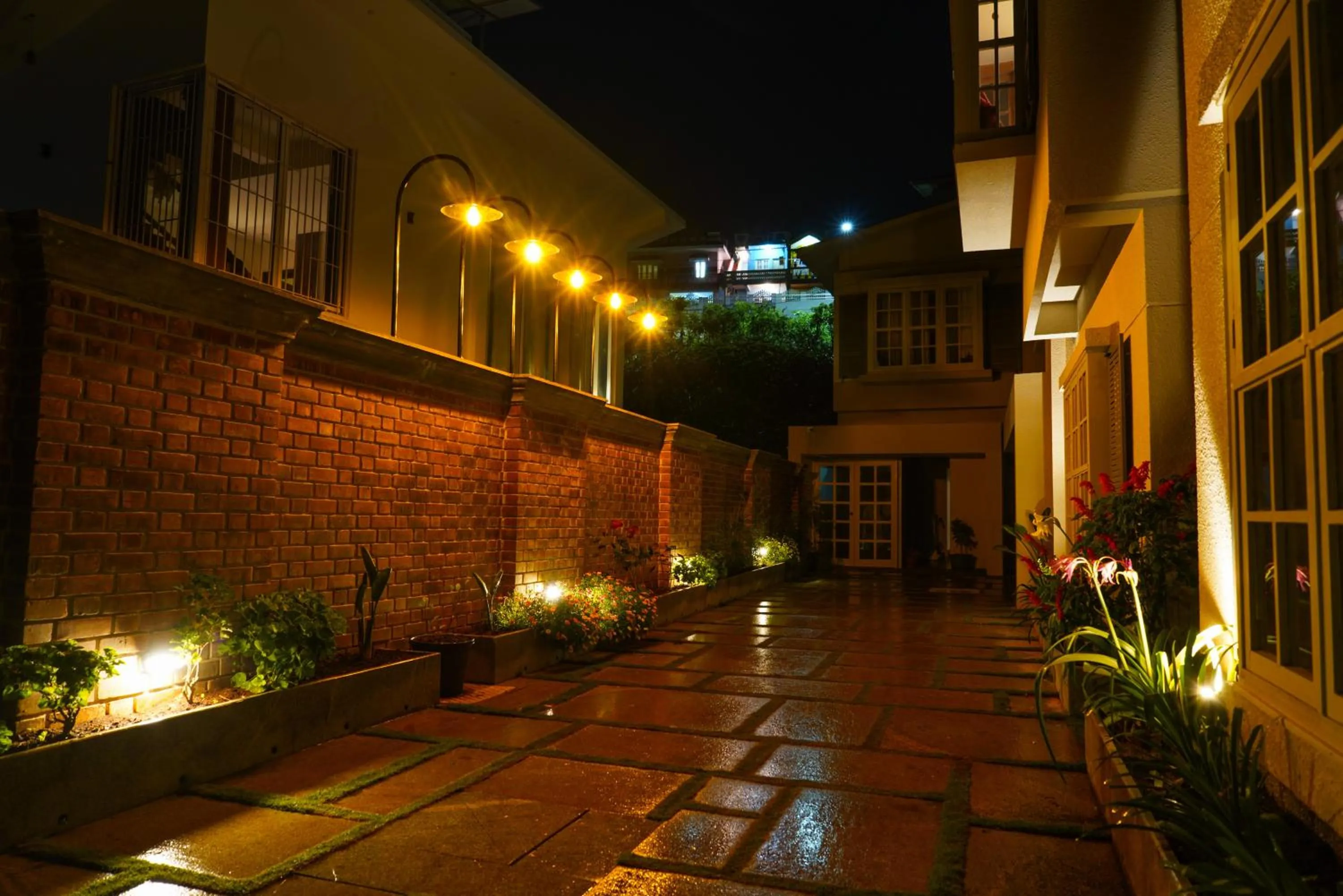 Property building in Meraki maison