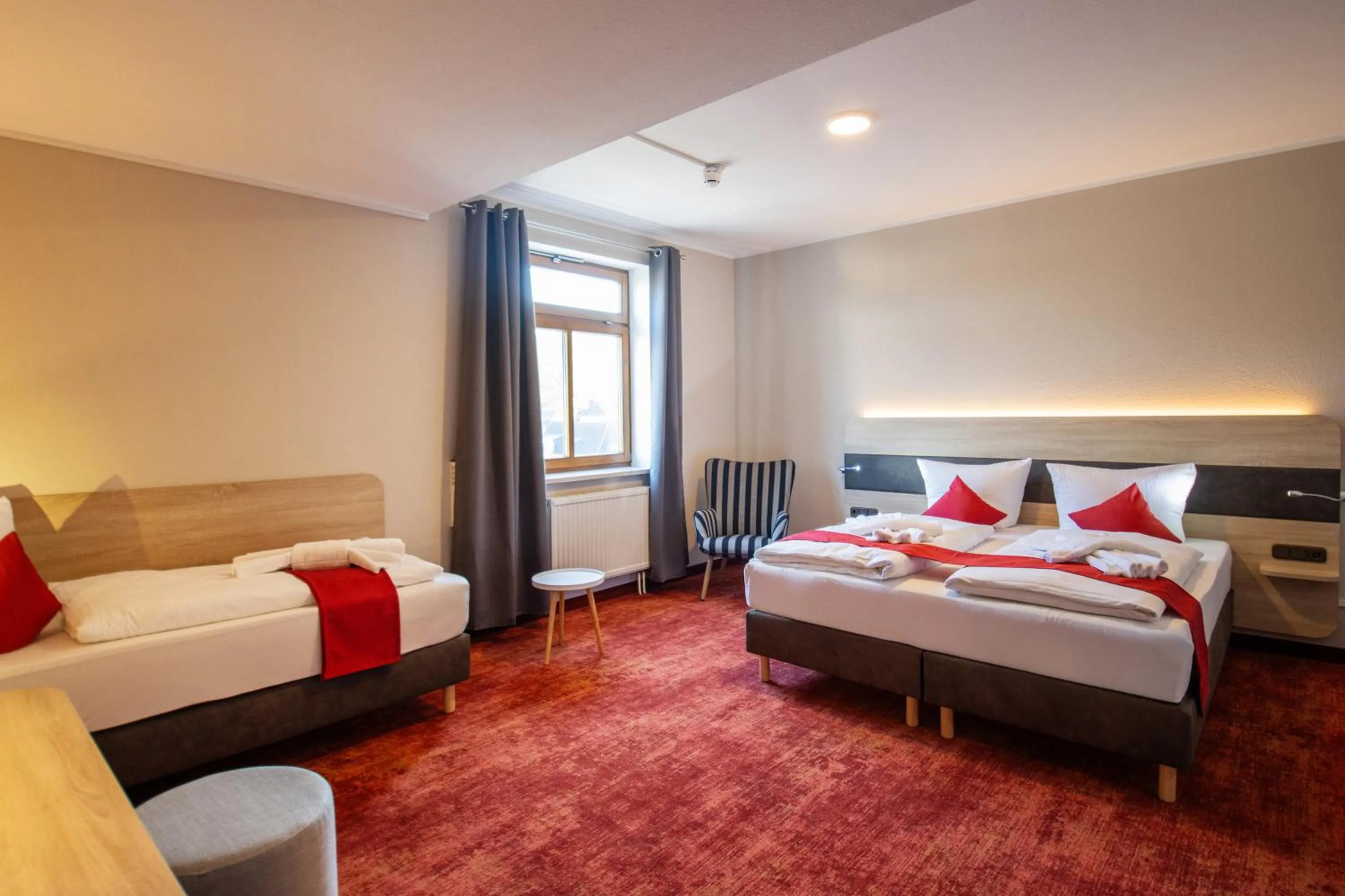 Photo of the whole room, Bed in Hotel Lengenfelder Hof